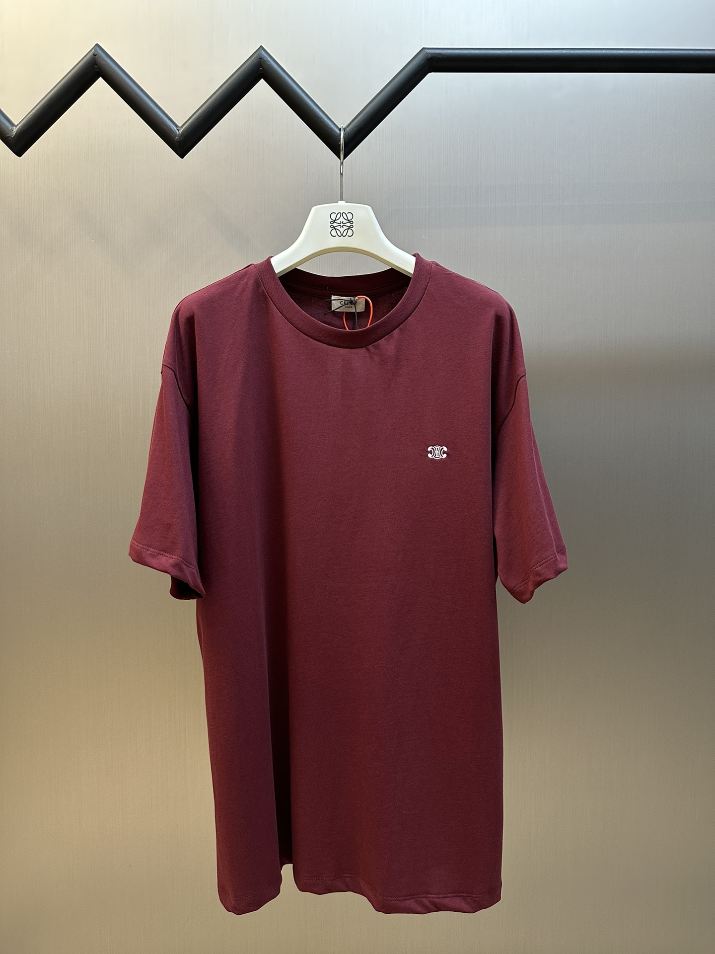Celine Camiseta de manga corta del Arco de Triunfo (nuevo color) Con hilo doble de 40 cabos. El icónico logotipo del Ar…