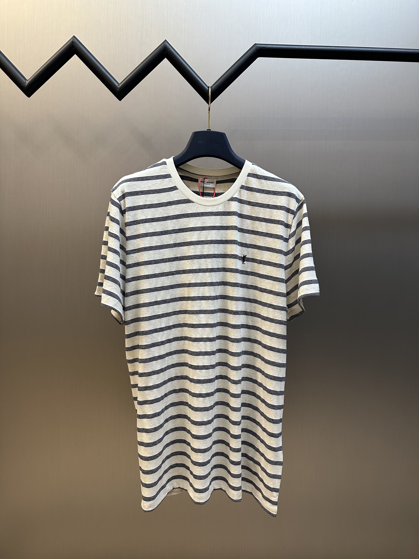 Camiseta de manga corta con rayas y bordado del logotipo de SaintLaurent, lino de alta densidad personalizado…