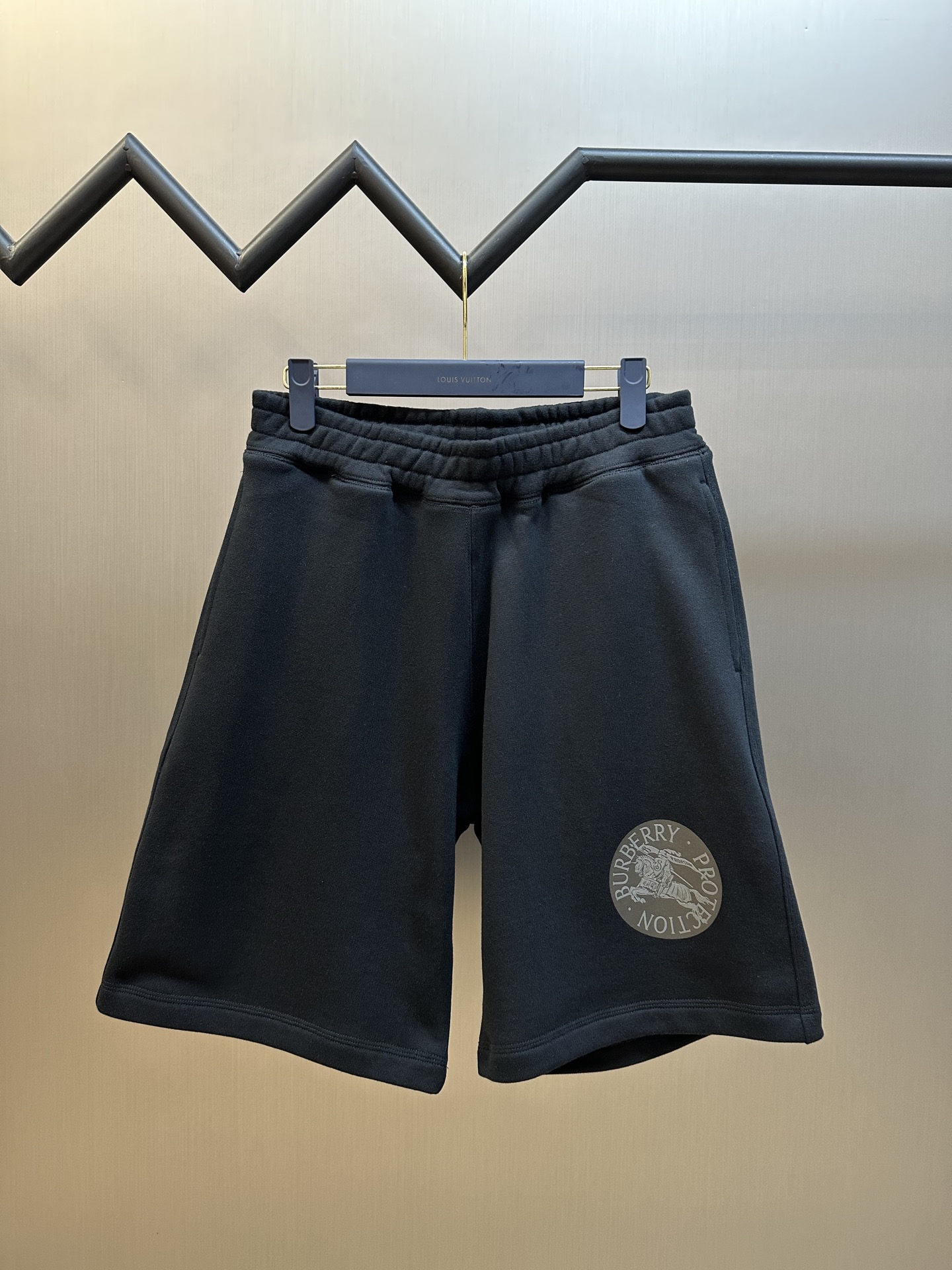 Burberry Men's Black Cotton Sweat Shorts with Equestrian Knight Emblem 2 i1743621472753 7776 0 0