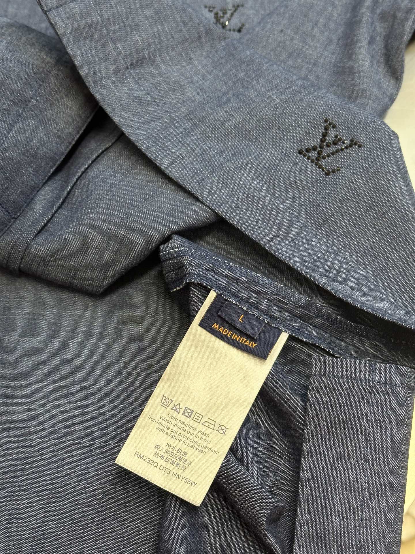 Louis Vuitton Denim Pajama Style Jacket with Rhinestone Embellishments 9 i1743915859667 8964 0 8