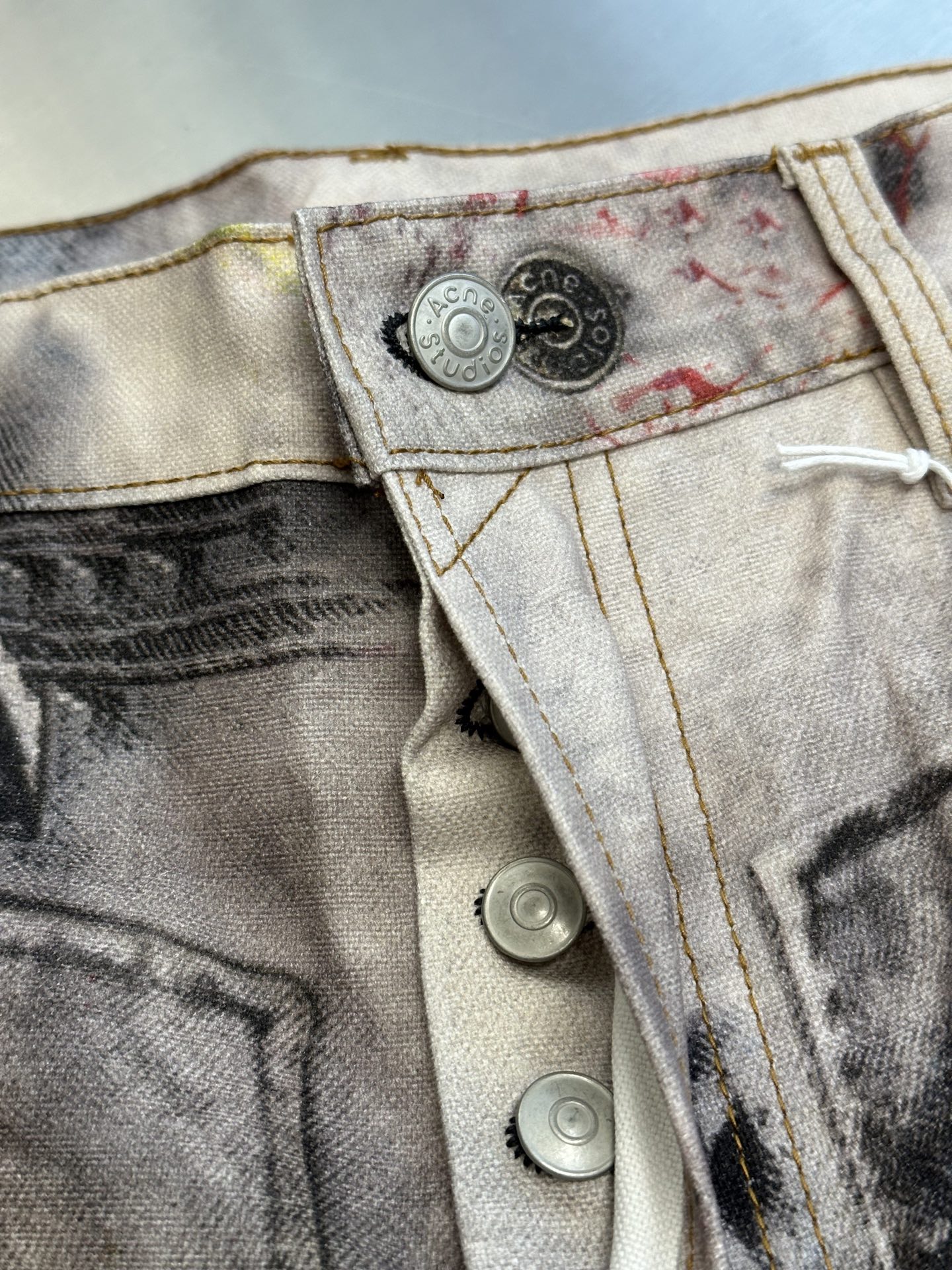 Unique 3D Printed Acne Jeans in Various Sizes - 图片 5