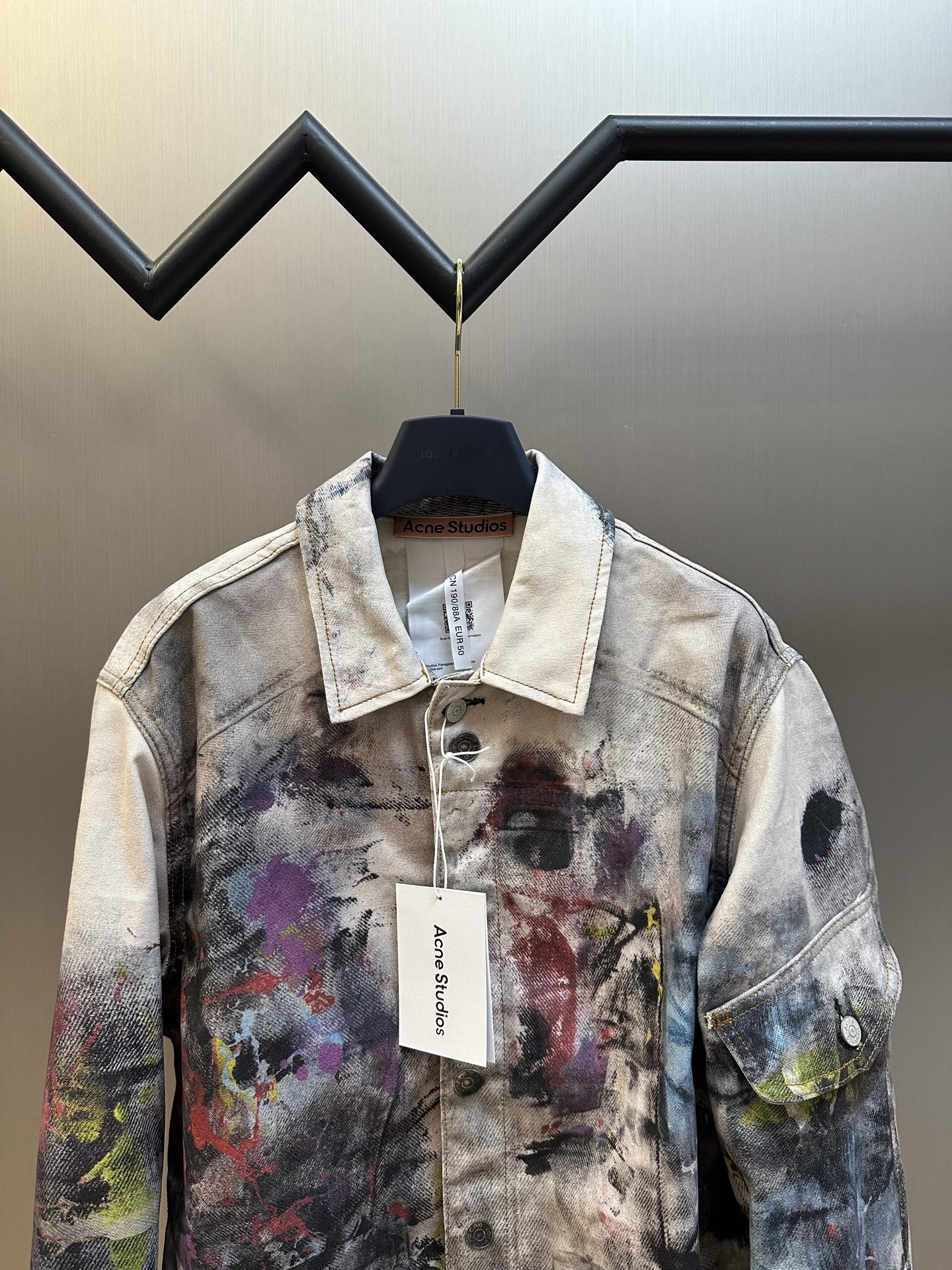 Cotton Tarpaulin Jacket with Phantom Pattern and Unique Details in Size 44-52 - 图片 2