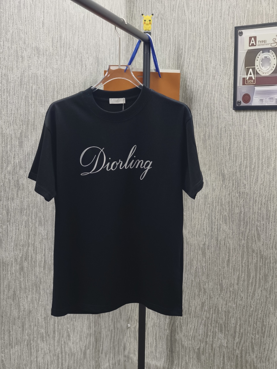 P85🌈🌈Versión superior de Dior/Dior primavera y verano nuevo CD con mangas cortas impresas con iniciales - [Tejido per…