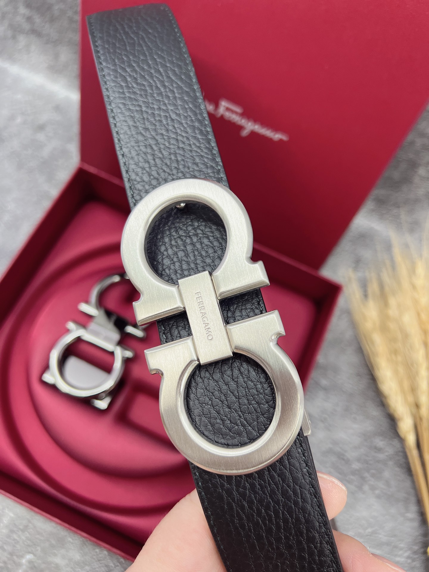 FERRAGAMO菲拉格慕双扣系列官网同款早秋新品宽度:3.5CM代购品质双扣可以互相使用带身双面进口小