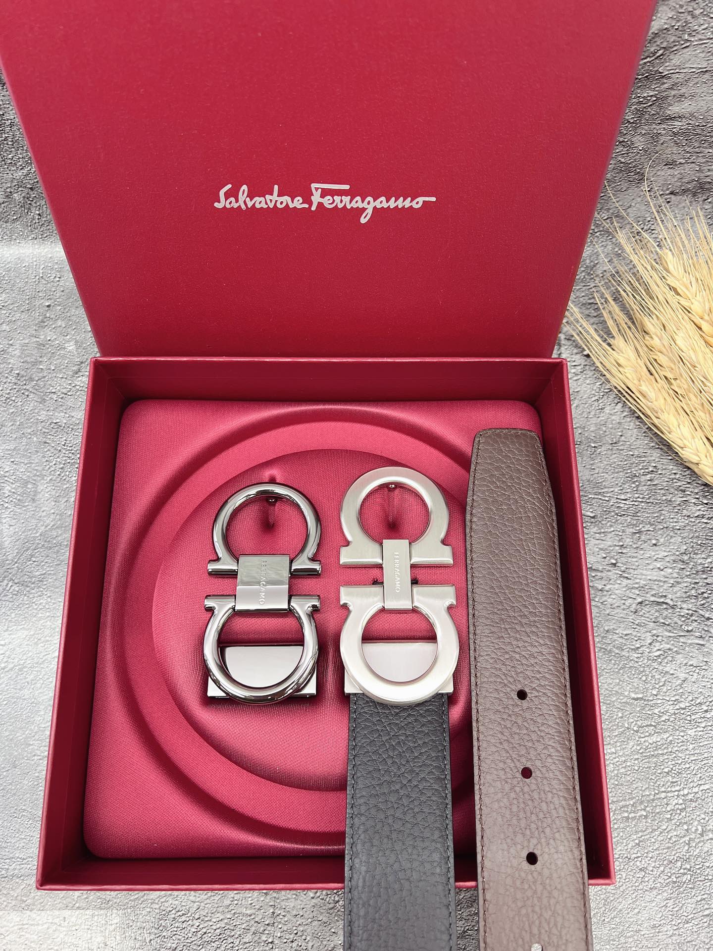 FERRAGAMO菲拉格慕双扣系列官网同款早秋新品宽度:3.5CM代购品质双扣可以互相使用带身双面进口小