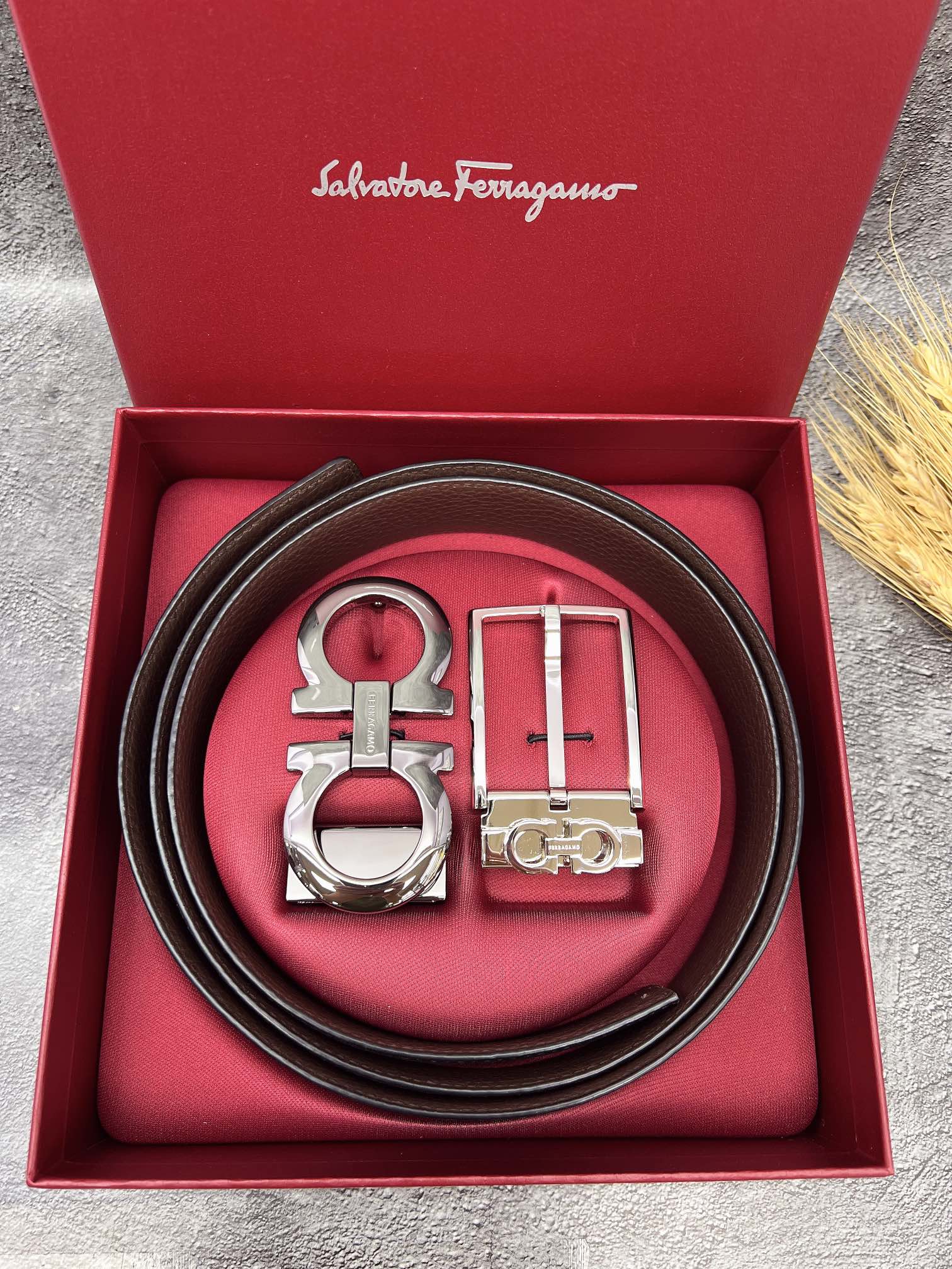 FERRAGAMO菲拉格慕双扣系列官网同款早秋新品宽度:3.5CM代购品质双扣可以互相使用带身双面进口小