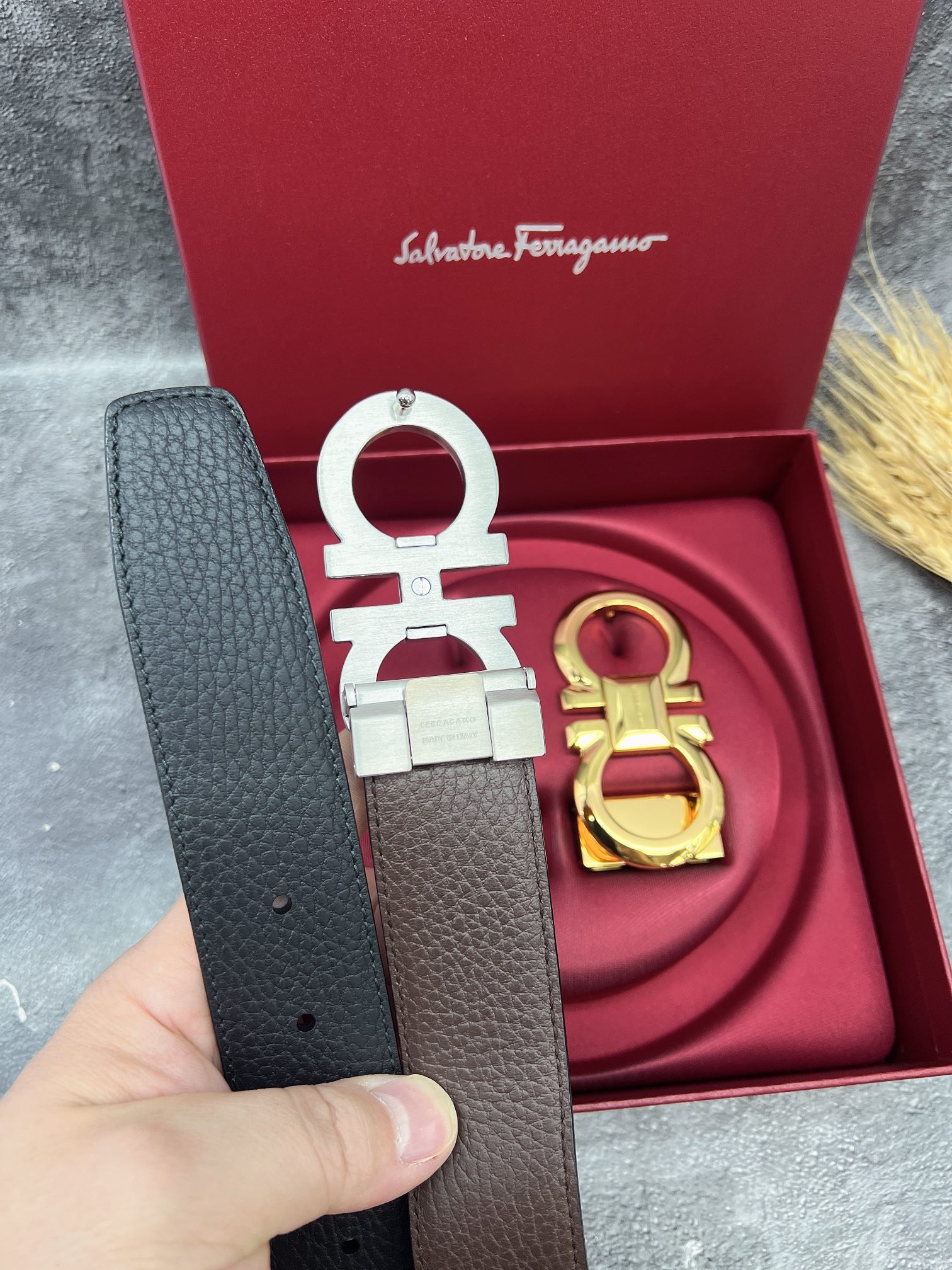 FERRAGAMO菲拉格慕双扣系列官网同款早秋新品宽度:3.5CM代购品质双扣可以互相使用带身双面进口小