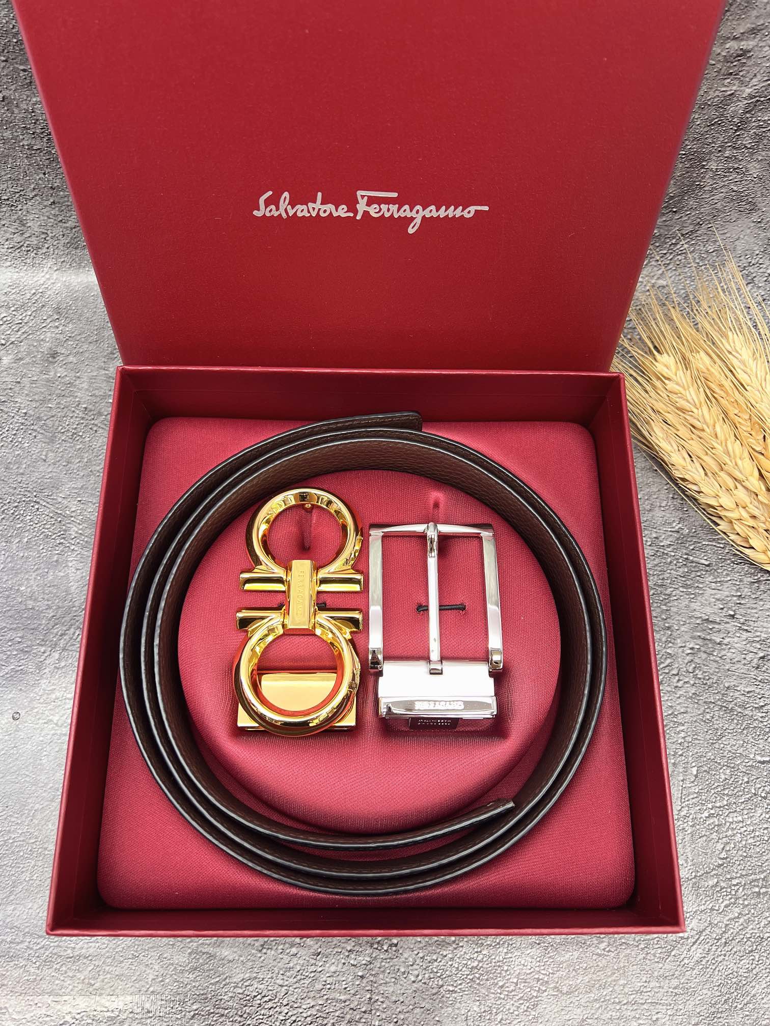 FERRAGAMO菲拉格慕双扣系列官网同款早秋新品宽度:3.5CM代购品质双扣可以互相使用带身双面进口小