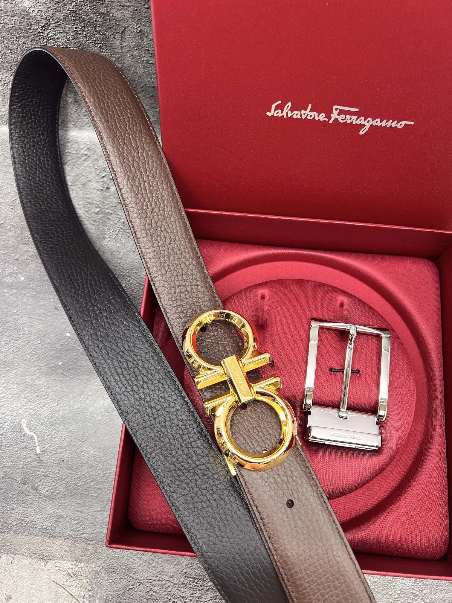 FERRAGAMO菲拉格慕双扣系列官网同款早秋新品宽度:3.5CM代购品质双扣可以互相使用带身双面进口小