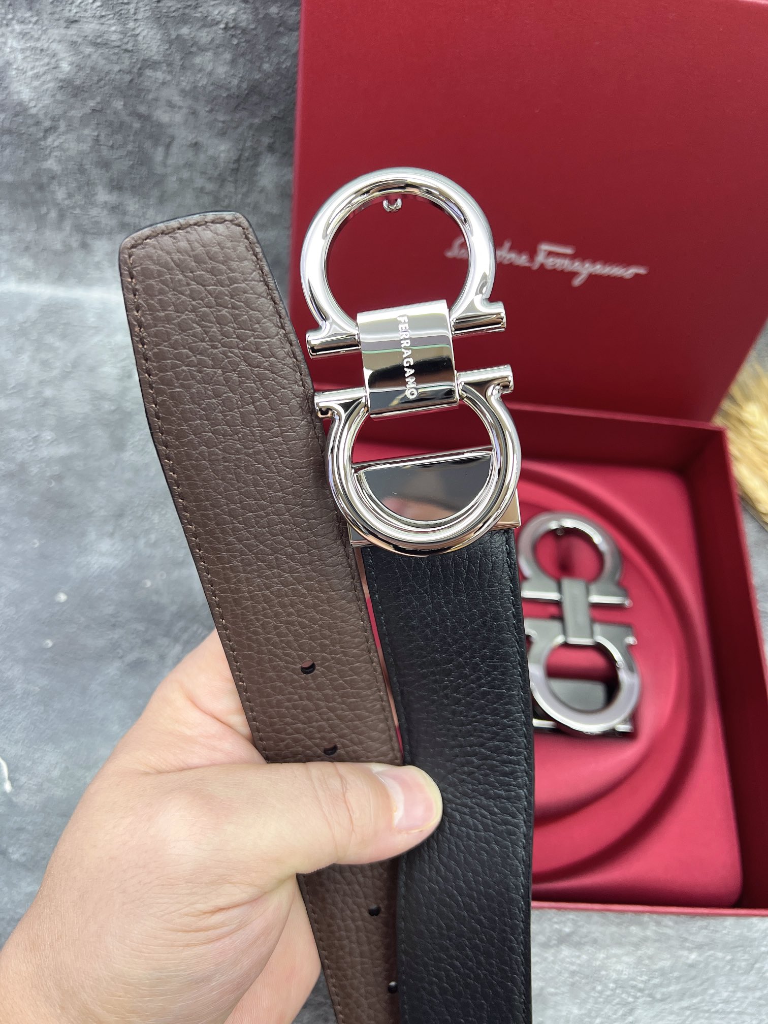 FERRAGAMO菲拉格慕双扣系列官网同款早秋新品宽度:3.5CM代购品质双扣可以互相使用带身双面进口小