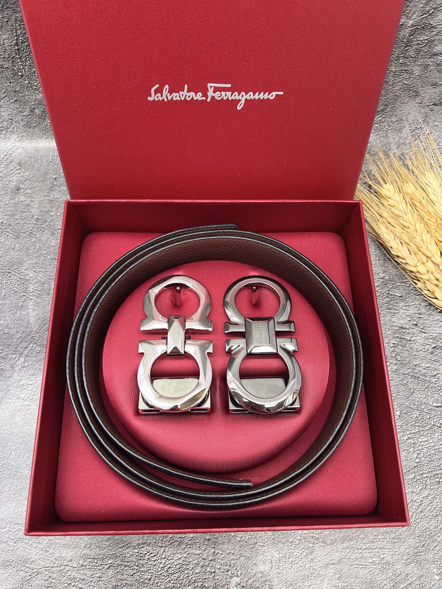 FERRAGAMO菲拉格慕双扣系列官网同款早秋新品宽度:3.5CM代购品质双扣可以互相使用带身双面进口小