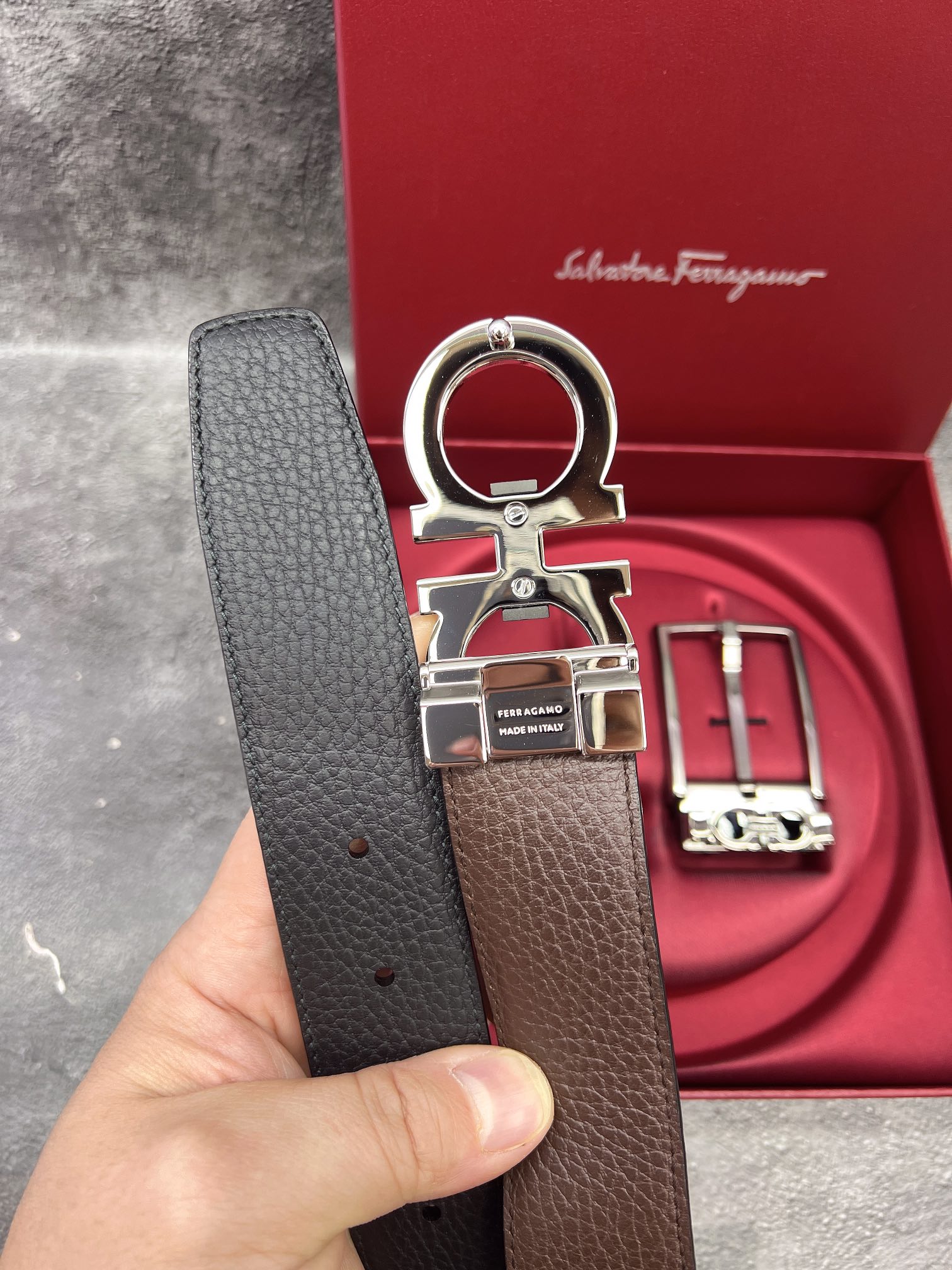 FERRAGAMO菲拉格慕双扣系列官网同款早秋新品宽度:3.5CM代购品质双扣可以互相使用带身双面进口小