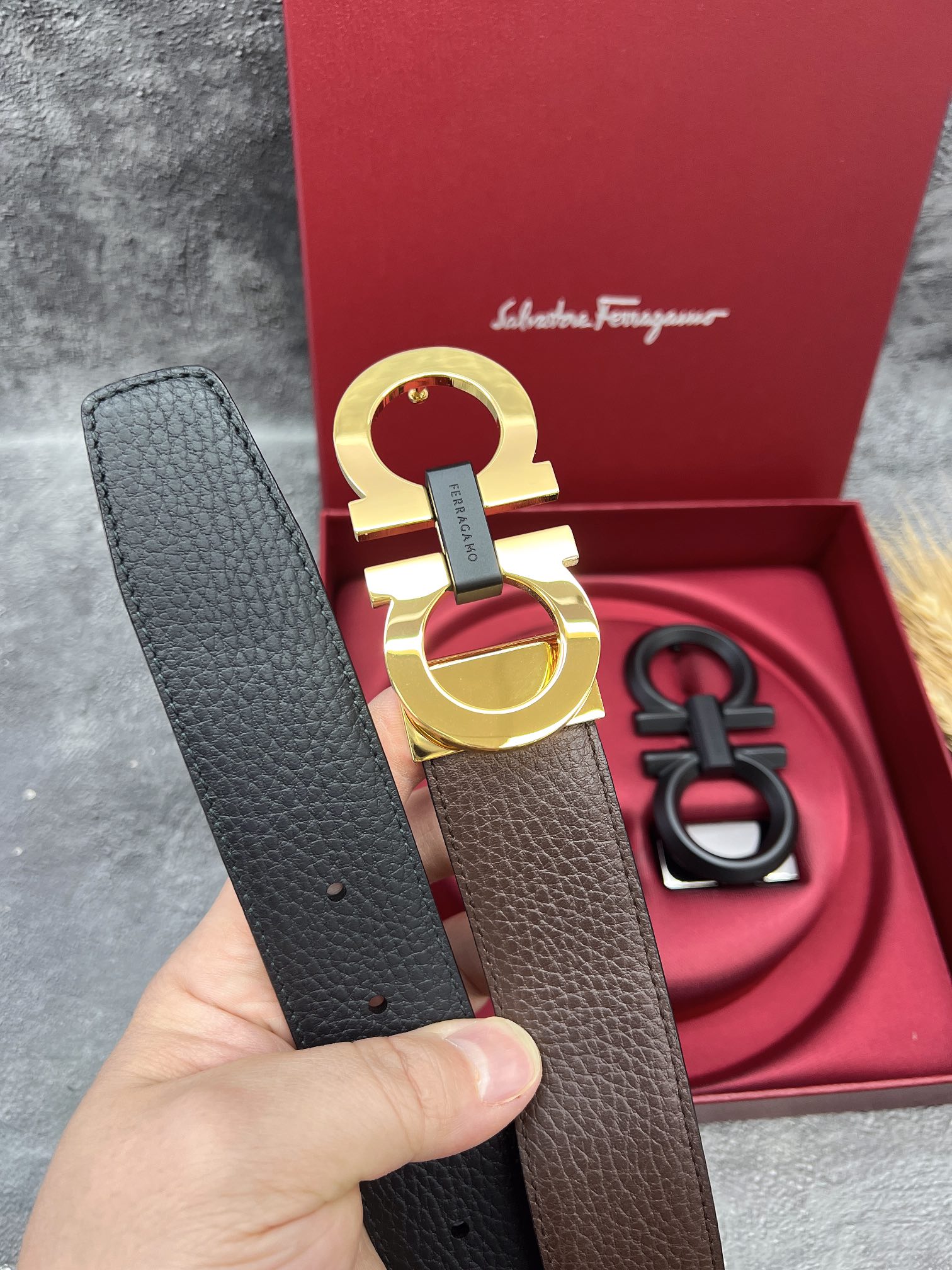 FERRAGAMO菲拉格慕双扣系列官网同款早秋新品宽度:3.5CM代购品质双扣可以互相使用带身双面进口小