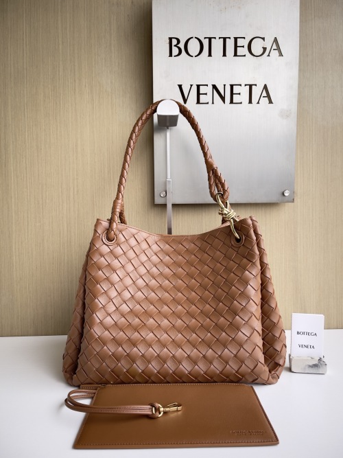 Bottega Veneta Brown Leather Woven Shoulder Bag with Knot Accent, 30x26x20cm 1 Bottega Veneta Brown Leather Woven Shoulder Bag with Knot Accent, 30x26x20cm