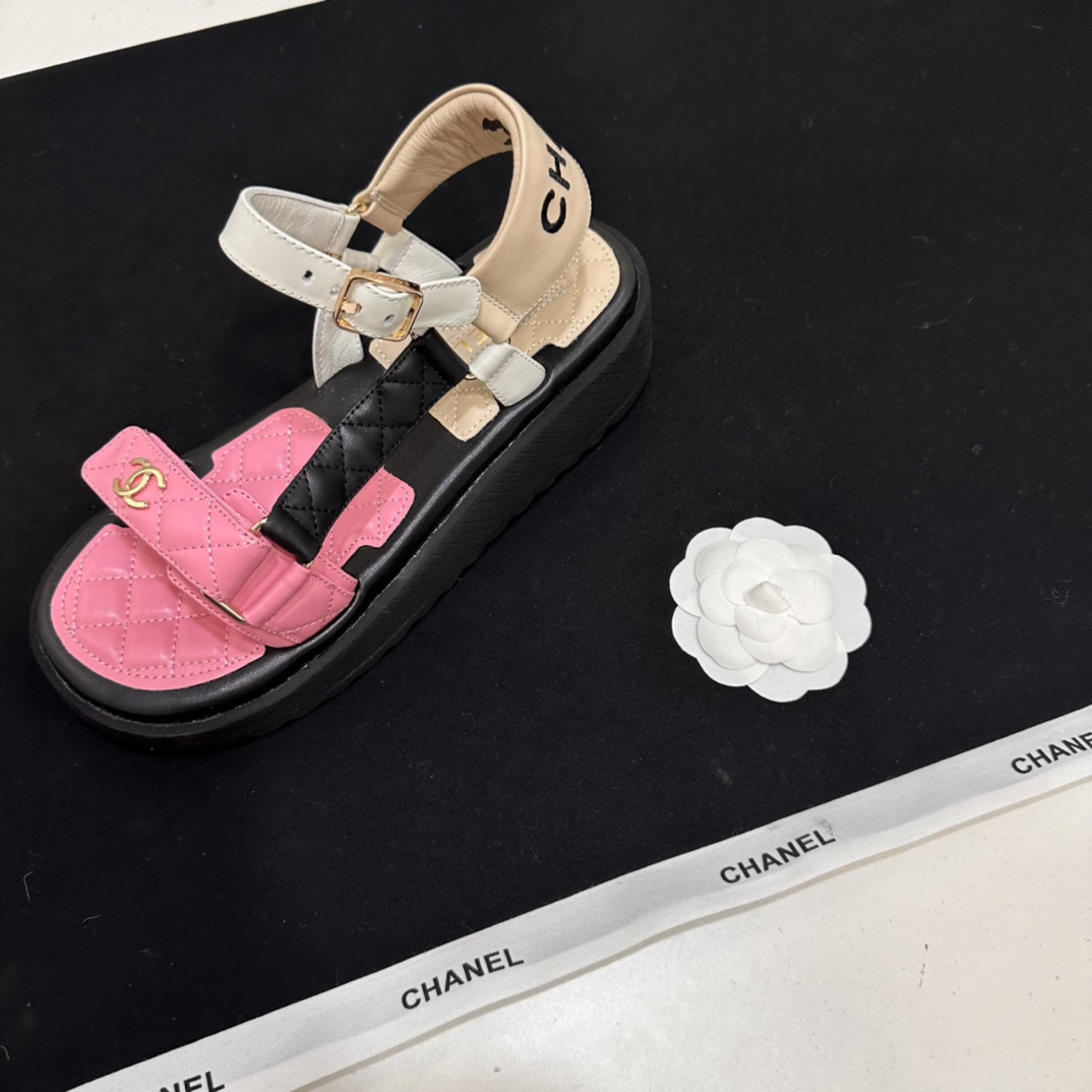 Chanel Schuhe Sandalen Schaffell Frühling/Sommer Kollektion