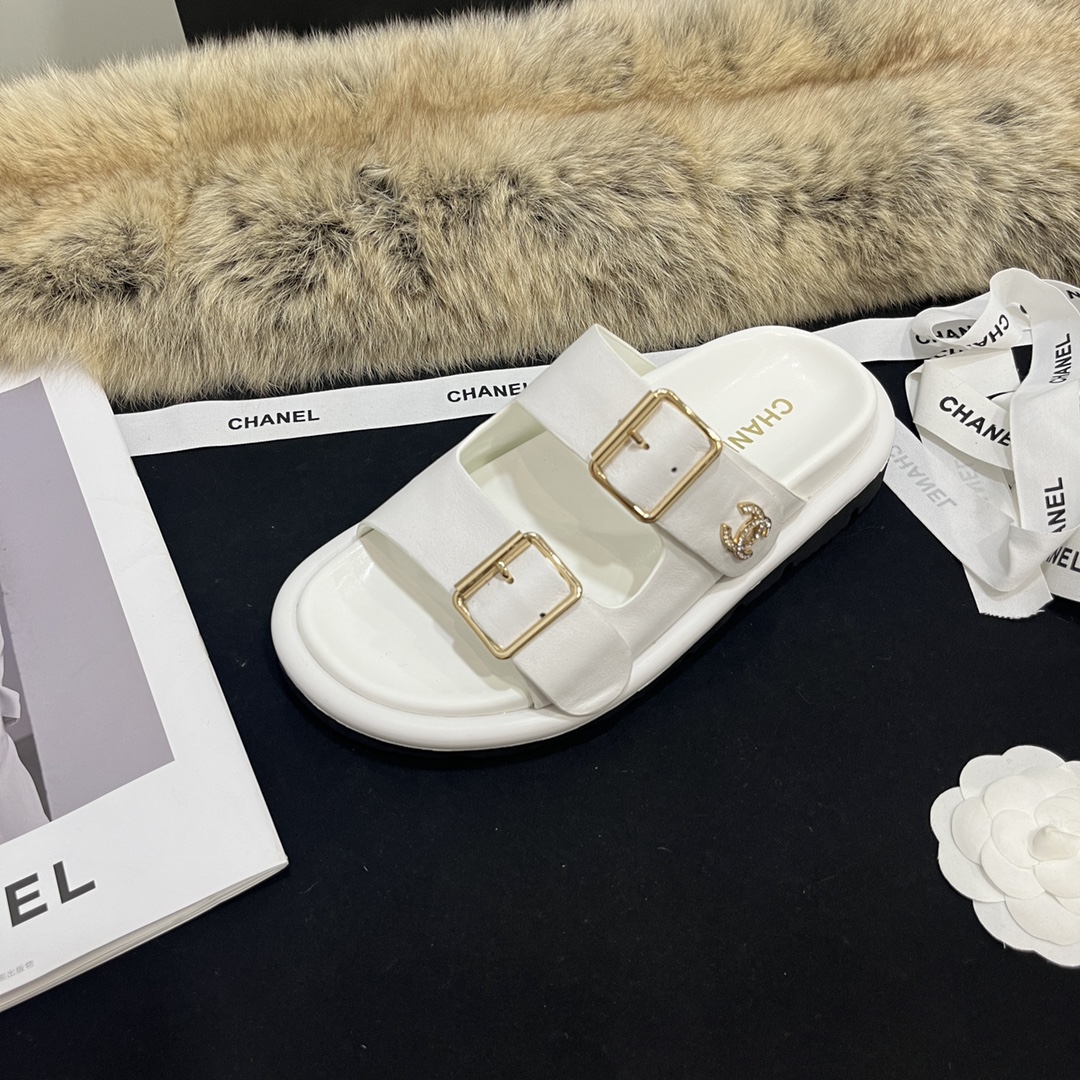 Chanel Schuhe Badelatschen Rindsleder Frühling/Sommer Kollektion