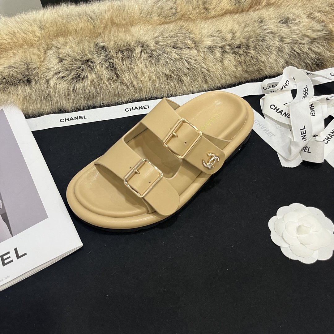 Sale Outlet online
 Chanel Schuhe Badelatschen Rindsleder Frühling/Sommer Kollektion