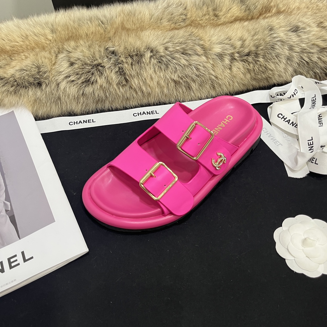 Chanel Schuhe Badelatschen Rindsleder Frühling/Sommer Kollektion