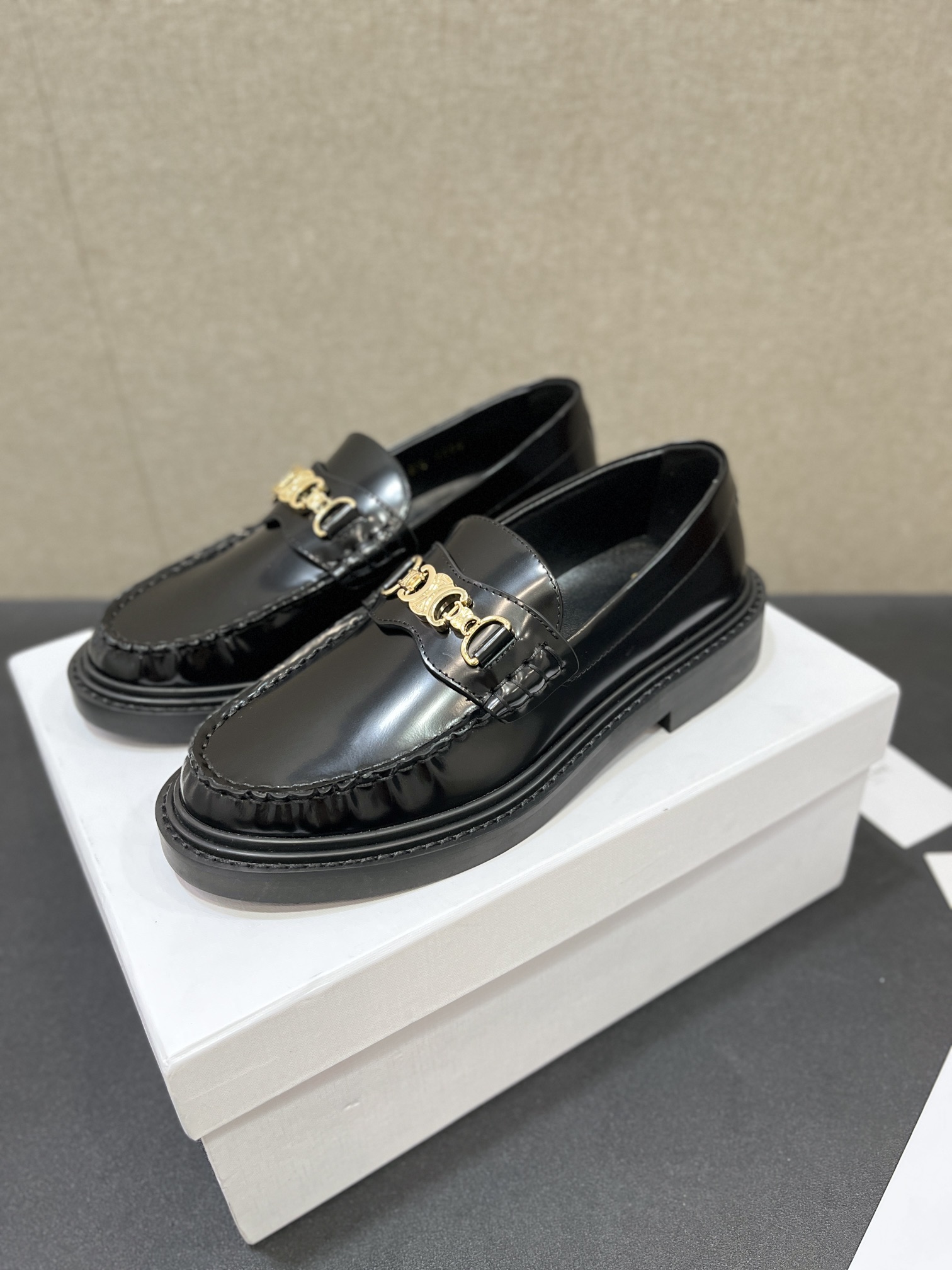 Celine Shoes Loafers Gold Hardware Cowhide Goat Skin Rubber Sheepskin Fall/Winter Collection