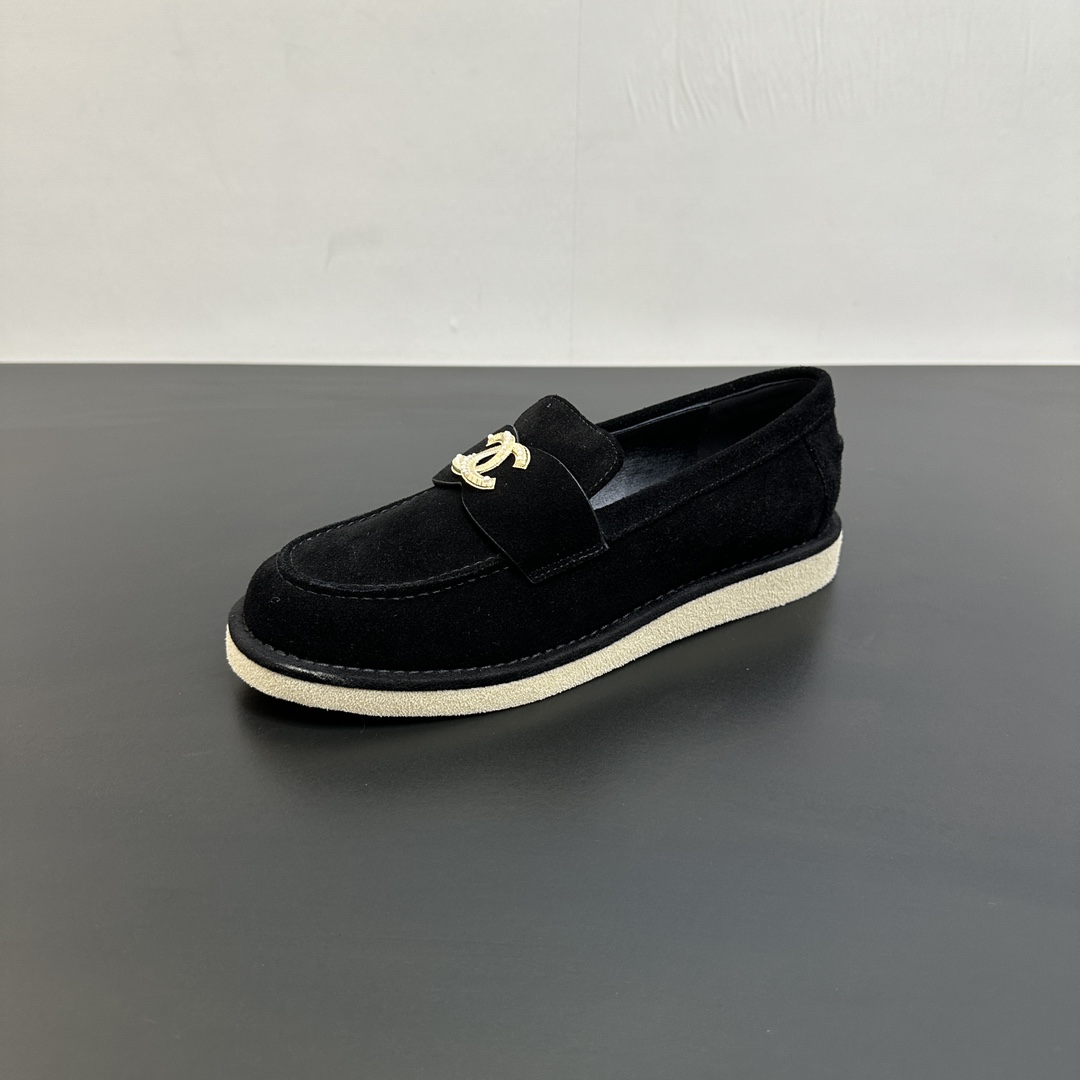 NO:482013,CHANEL Chanel Xiaoxiang 25/A latest model on the official website loafers counter quality All materials are customized according to the original version!  Buy genuine products to develop Fabric: Original custom sheepskin velvet inner sheepskin footbed original custom sole original wear-resistant velvet sole Size: 34-41 (34.40.41 customization without return or exchange), loafers, chanel, chanel, loafers, sheepskin19860909CHANEL香奈儿小香25/A 官网最新款 乐福鞋 专柜品质 所有材质都根据原版定制！购入正品开发 面料: 原版定制羊皮 绒 内里羊皮 垫脚原版定制 鞋底原版耐磨绒底 Size: 34-41（34.40.41定制不退换）,乐福鞋,chanel,chanel,loafers,sheepskin,Women's Shoes