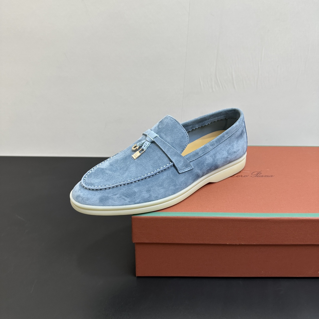 NO:481323,Purchasing grade Loro Piana 25/ Comfortable and soft loafers LP is the top luxury brand in Italy, low-key and luxurious, and the design is consistently solid color. Simple, clever details, fresh and refined!  If you don’t want to get a lot of models on the street, you can see this brand, Ins, and Xiaohongshu everywhere!  The original one-to-one custom-made details are handled very well!  Top-grade sheep skin with imported water dyed sheepskin footbed (made with genuine leather midsole) Outsole original wear-resistant high elastic cow tendon sole Size women's 35-39 (customized for 40.41.42), loafers, loro piana, loro piana, loafers, cowhide, sheepskin, sheep19860909代购级 Loro Piana 乐悠翩雅 25/ 舒适柔软乐福鞋 LP是意大利顶级奢侈品牌 低调奢华 设计都是一贯纯色系 简单、细节巧妙、清新脱俗！ 不想满大街撞款的可以看看这个品牌、ins、小红书随处可见这个品牌的身影 ！原版一比一定制 细节处理很好！ 鞋面顶级羊猄皮 内里进口水染羊皮 垫脚牛皮垫脚（采用真皮中底制造） 大底原版耐磨高弹牛筋底 Size女35-39（40.41.42定制）,乐福鞋,loro piana,loro piana,loafers,cowhide,sheepskin,sheep,Women's Shoes