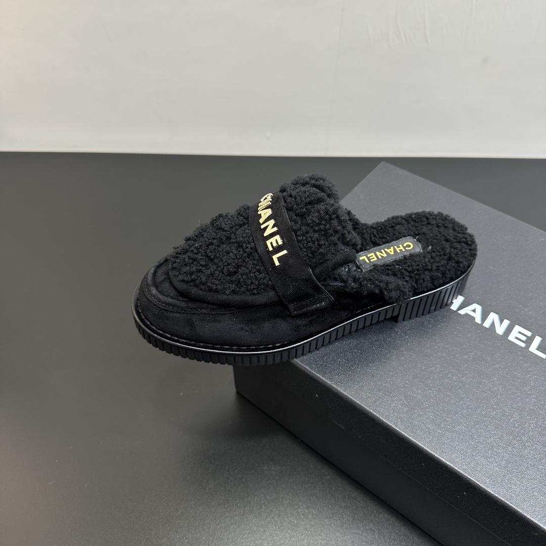 NO:534710,2025sssCHANEL Chanel Xiaoxiangfeng official website and Xiaohongshu synchronize the latest color matching of Xiaoxiangjia hot products. Lazy semi-drag wool dou is launched online, with an upgraded workmanship version, high quality!   The latest fashion trend of the latest wool-drag, the super versatile warm sole on the feet, the heroine's favorite [Fireworks] [Fireworks] Upper wool rubber outsole Size 35-41 [Note 40+41 Customized], semi-drag, chanel, chanel, chanel198609092025sssCHANEL香奈儿小香风官网、小红书同步最新配色小香家爆款懒人半拖羊毛拖火热上线,做工升级版,高品质！  时尚潮流最新款毛毛拖,上脚超百搭暖底,女主们的最爱[烟花][烟花] 鞋面羊毛 橡胶大底 码数35-41码【注40+41订做】,半拖,chanel,chanel,chanel,Women's Shoes