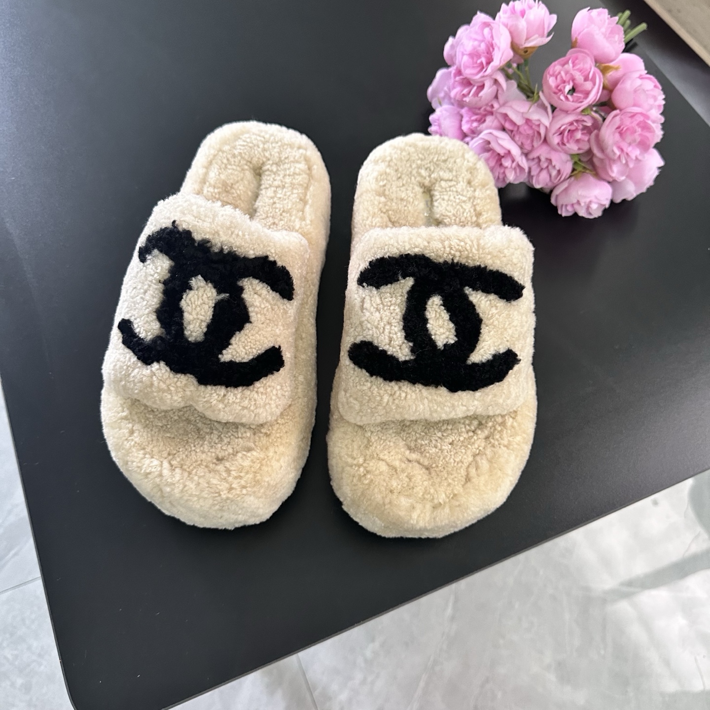 Chanel Slides