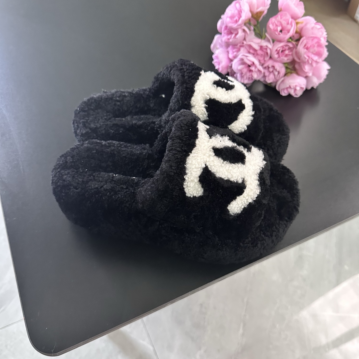 Chanel Slides