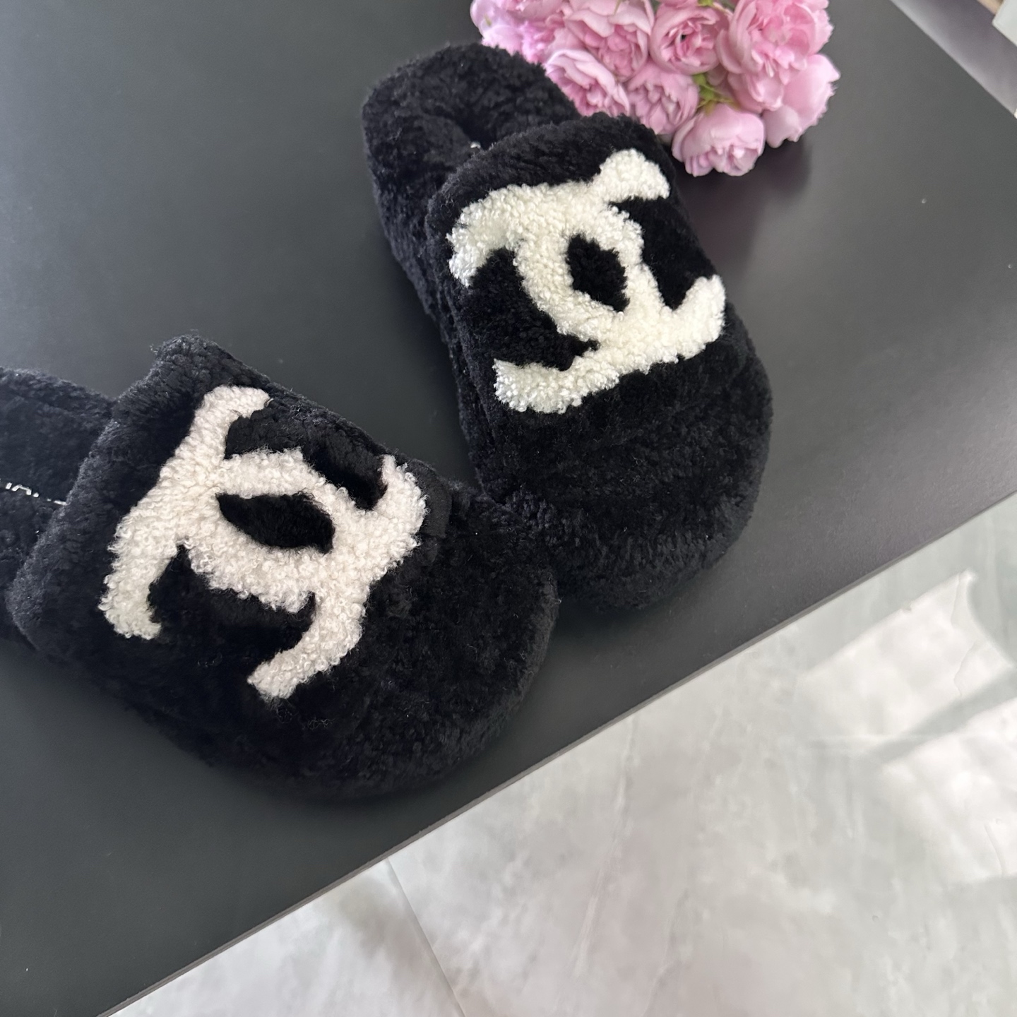 Chanel Slides
