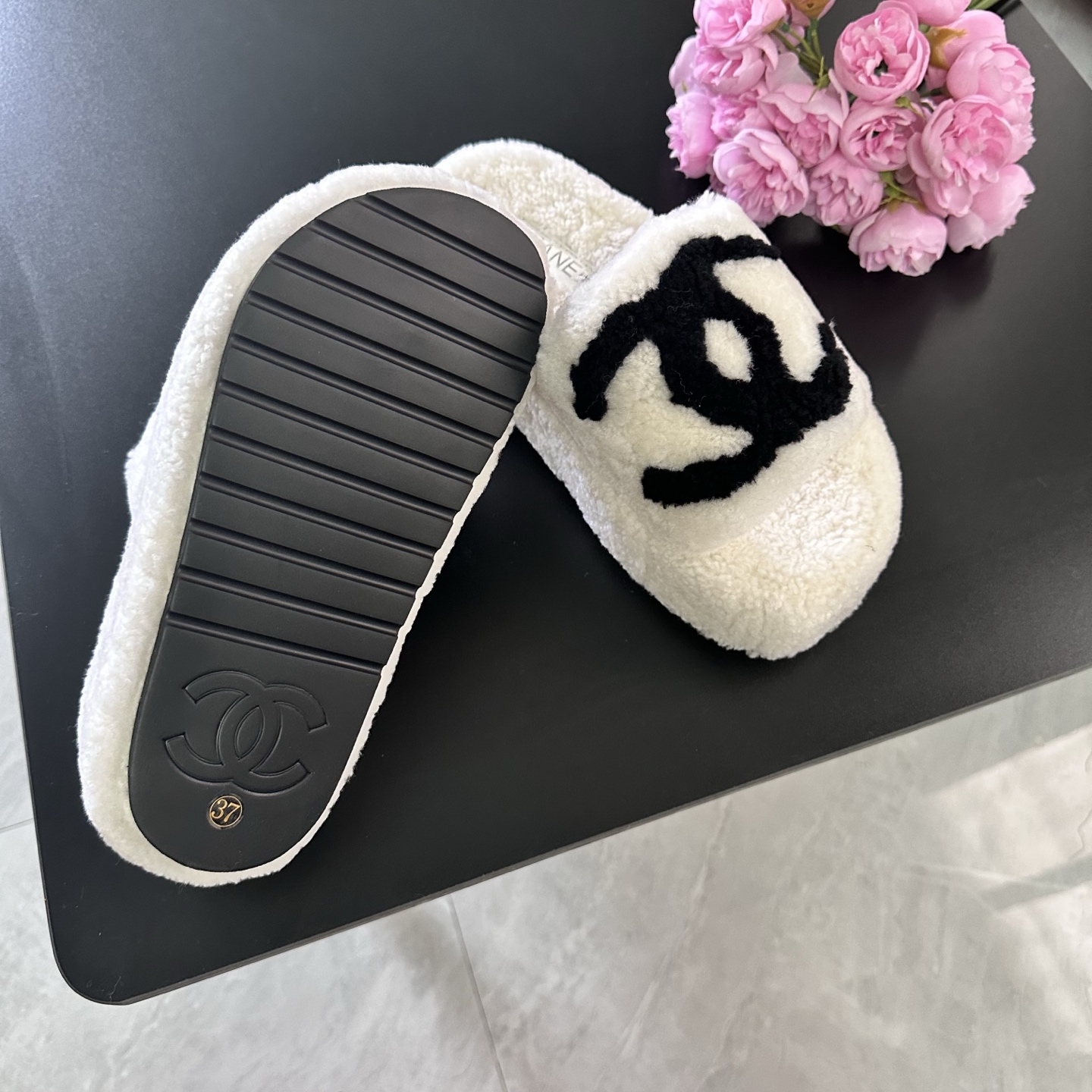 Chanel Slides