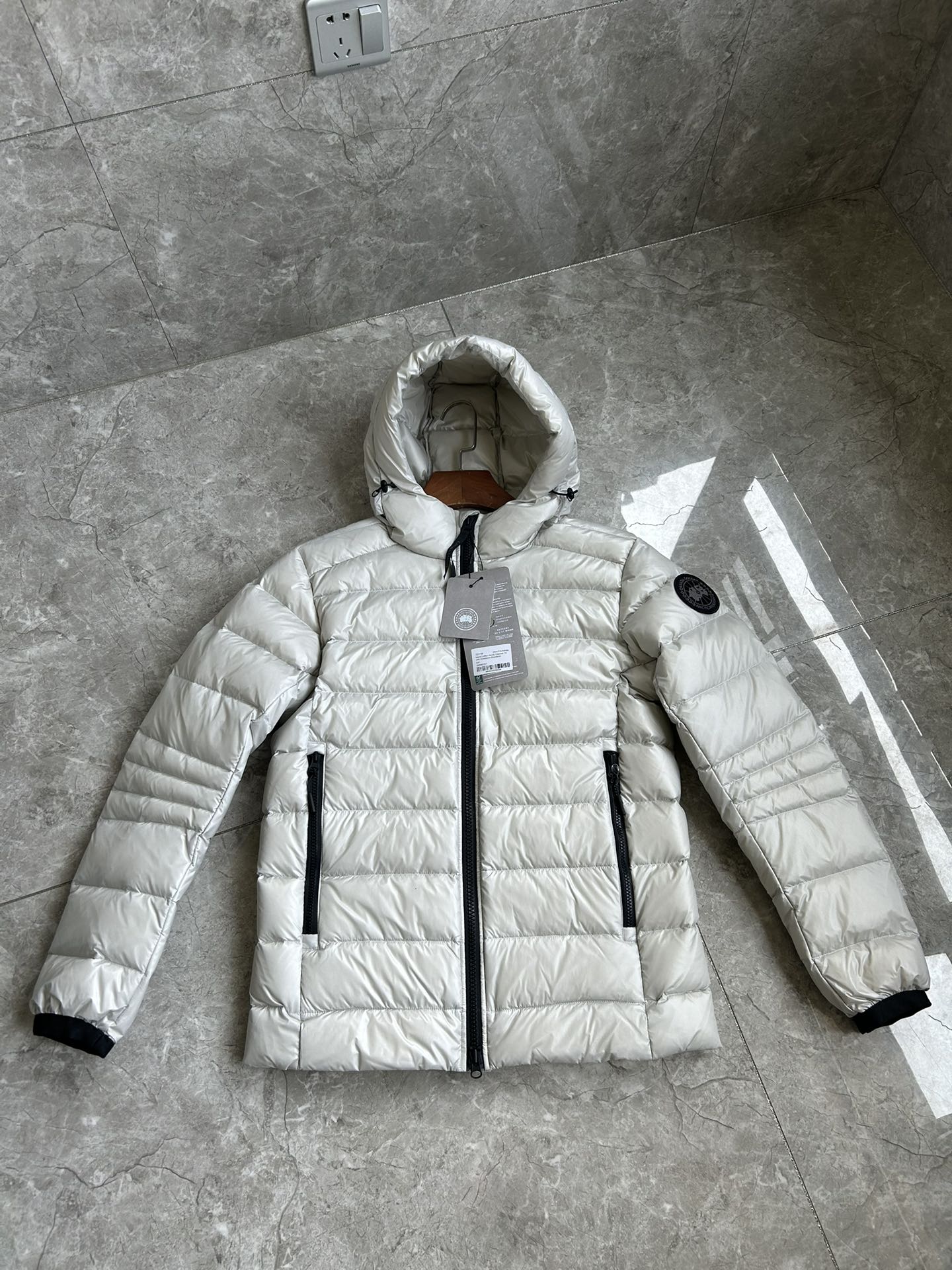 Crofton Lightweight Jacket - Gray with Black Label - Unisex Style 4 i1754624046 112 4