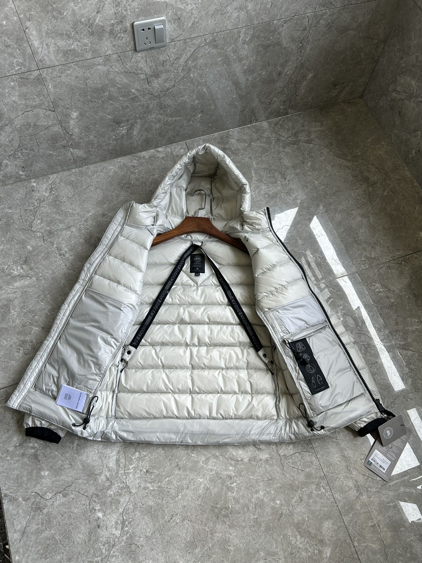 Crofton Lightweight Jacket - Gray with Black Label - Unisex Style 5 i1754624046 3706 5