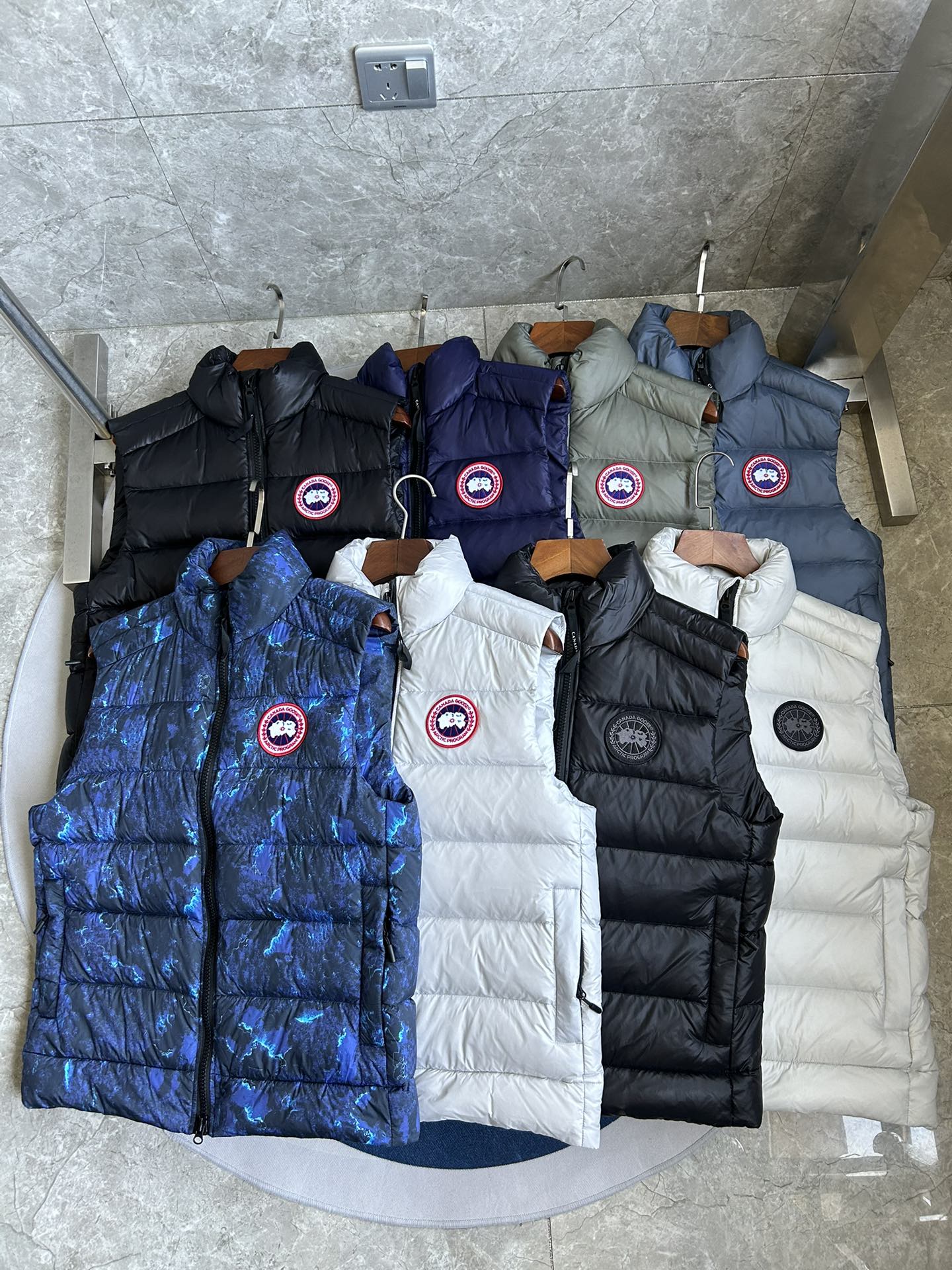 Crofton Men's Down Vest - Lightweight & Warm Padded Winter Outerwear 7 i1754713723 7262 0