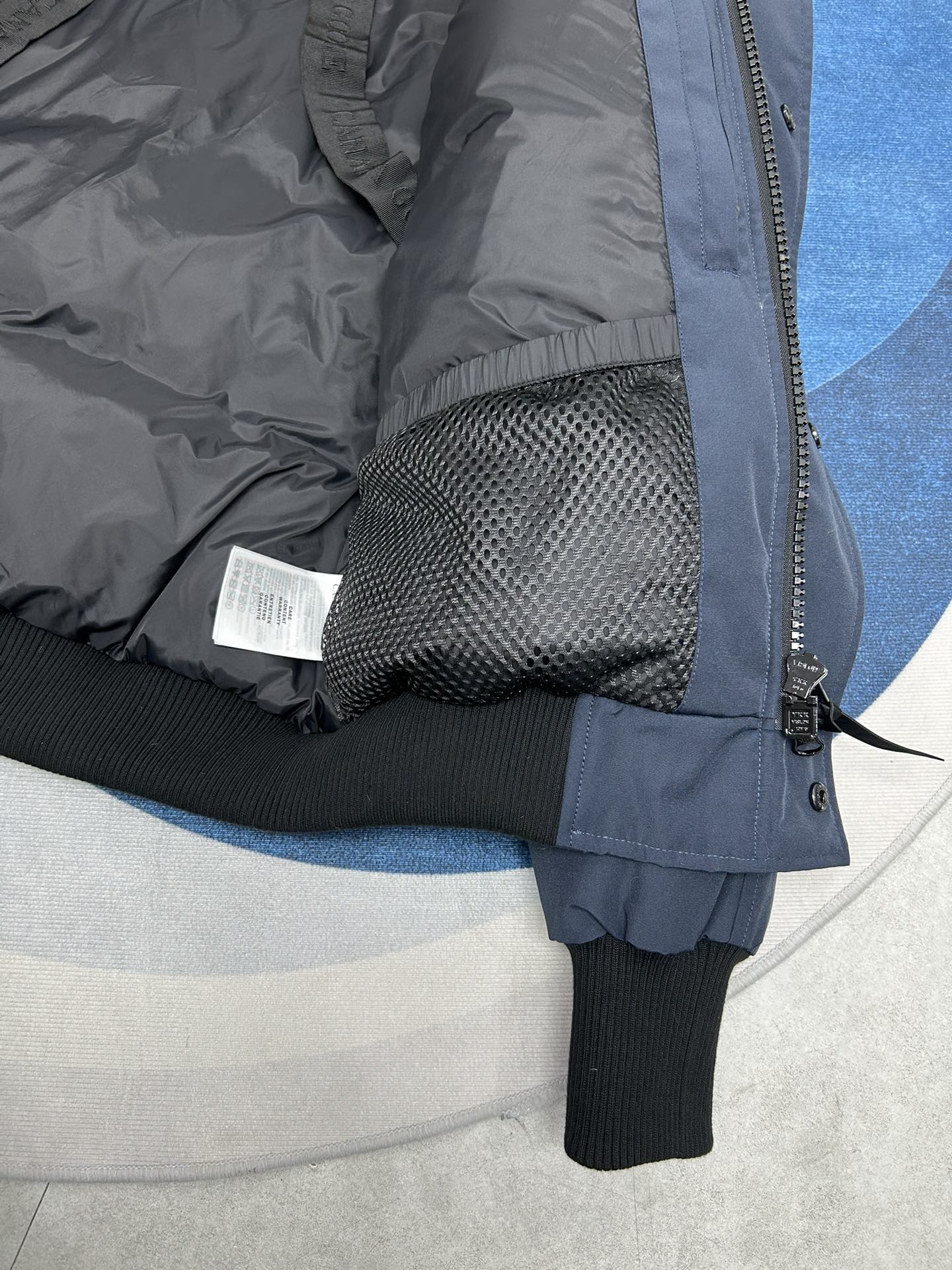 Chilliwack Bomber Down Jacket with Fur Hood - Unisex, Deep Blue 13 i1761890519 1825 3