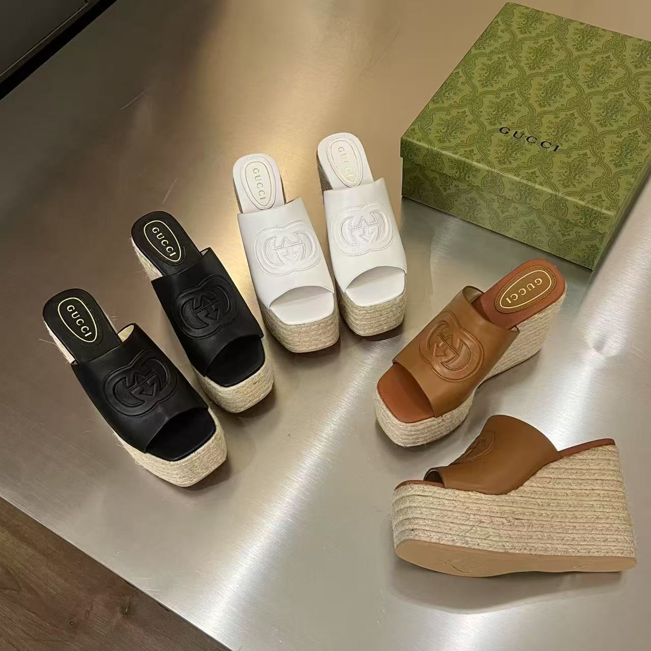 NO:227252,Cucci 25 spring and summer new thick-soled sandals, original replica, size 35--41, factory yuan, slippers, slippers19860909cucci 25春夏新款厚底凉拖,原版复刻,35--41码,厂元,拖鞋,slippers,Women's Shoes