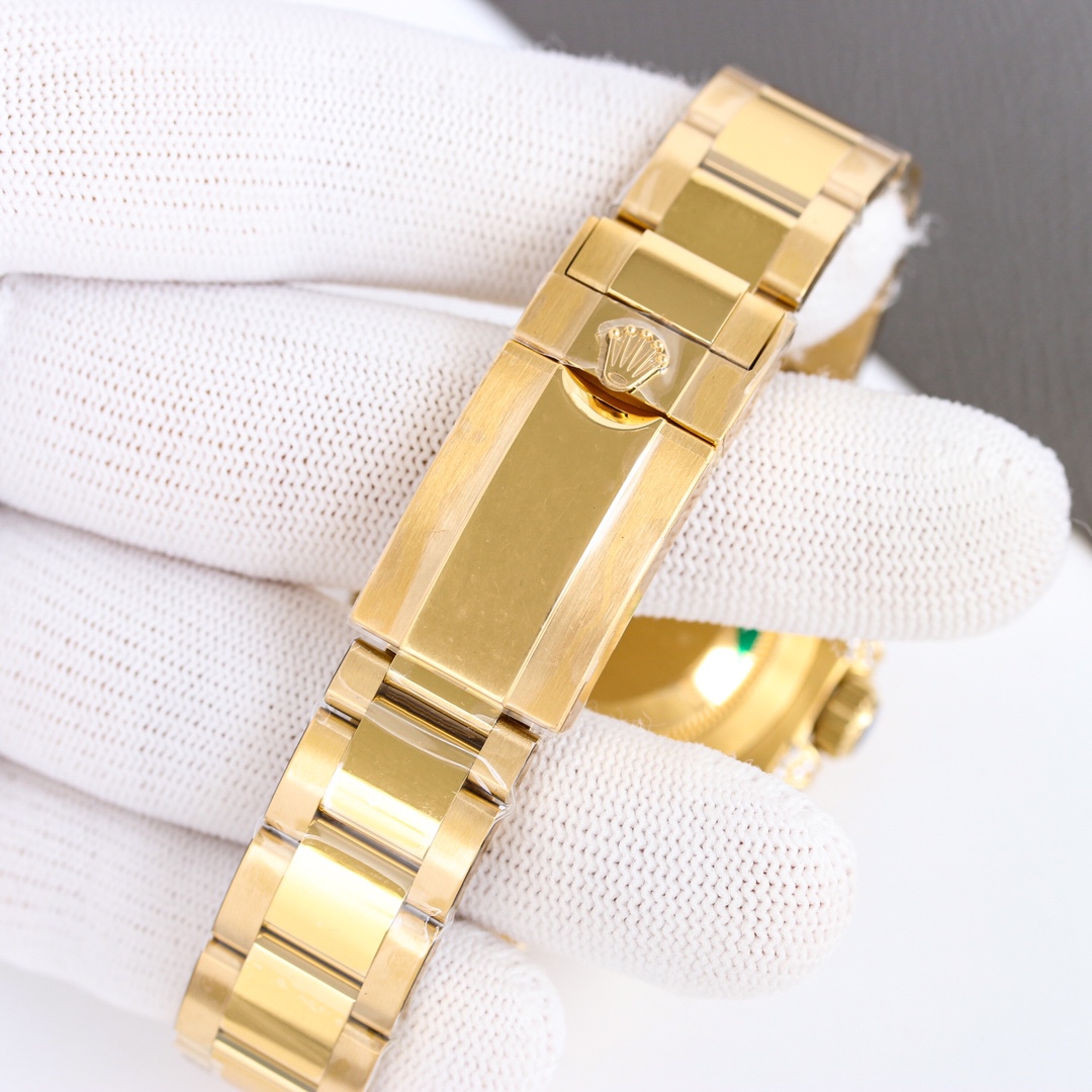 Luxury Rolex GMT II Watch with Austrian Diamonds and Gold Shells - 图片 7