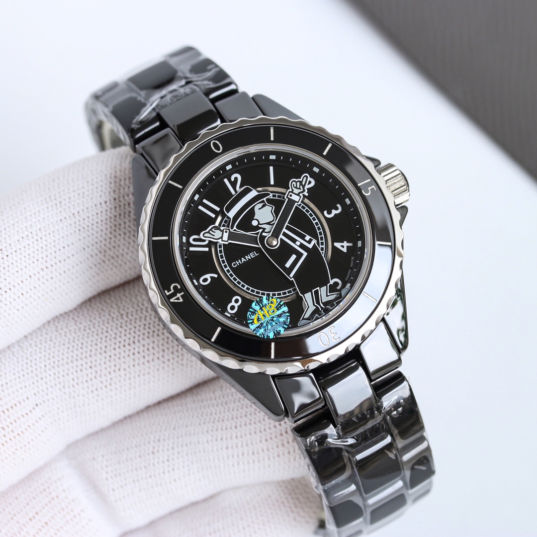 Chanel J12 H5242 black ceramic case, black bezel, black dial, black ceramic bracelet 38mm Unisex Automatic