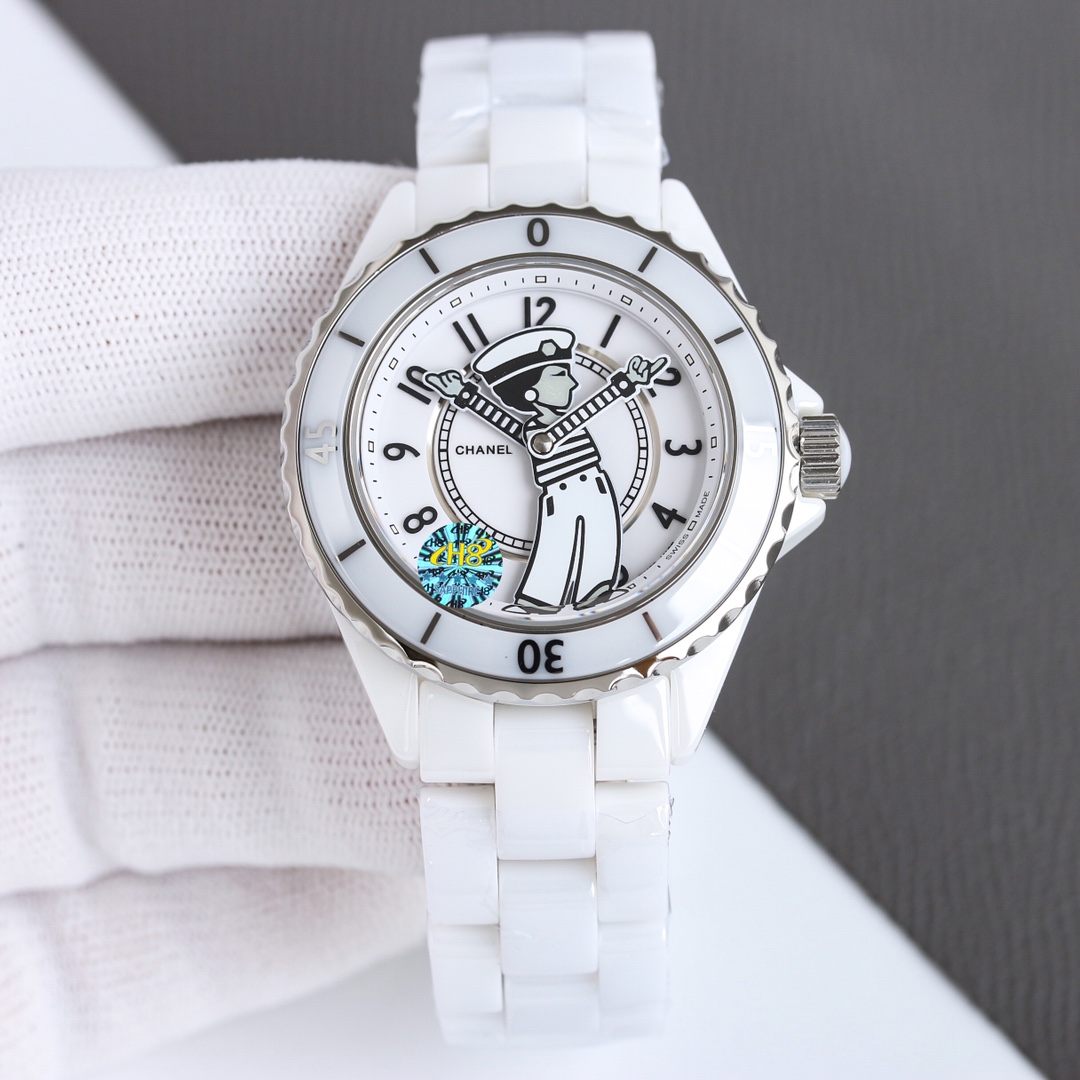 Chanel J12 H5241 White ceramic case, bezel, dial, and bracelet 33mm Women's Automatic