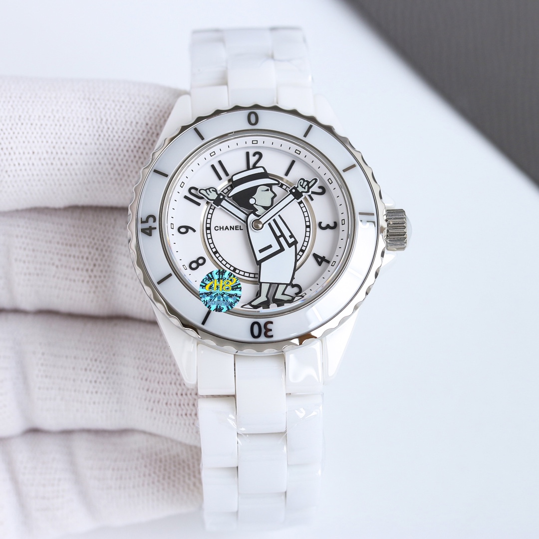 Chanel J12 H5241 White ceramic case, bezel, dial, and bracelet 33mm Women's Automatic