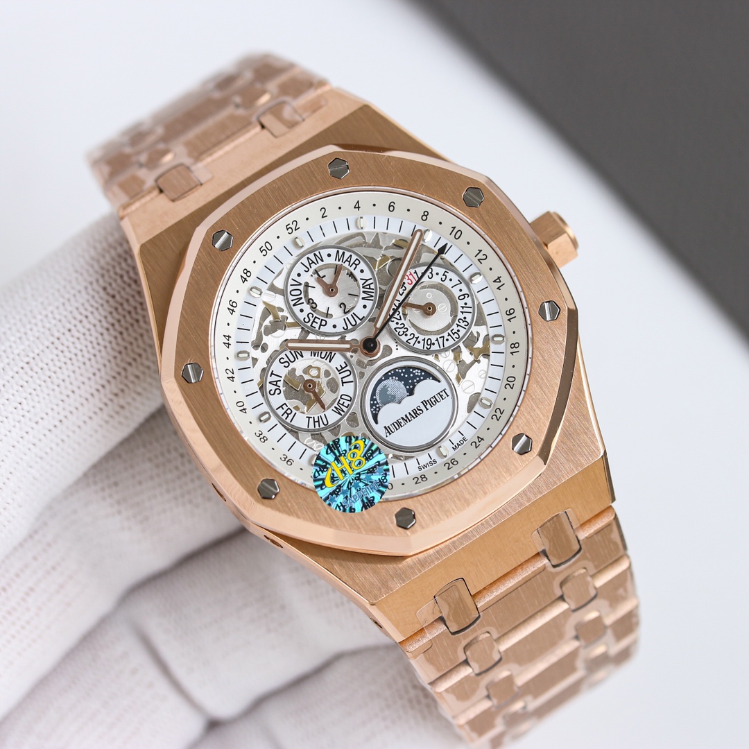 NO:383932,Produced by TW White Shell Gold Black Shell TW Factory AP Audemars Piguet Royal Oak 26574ST Series R68 Men's Watch!  Perfect and personal experience!  1 diameter 41MM!  2Equipped with a customized version of Cal.5134 movement, perfect restoration function!  3 calendar, week, month, month and other functions are true and can be used normally. (Optional steel belt, tape, belt) The 3 case is made of 316L stainless steel material, the entire case is CNC high-precision processing, and the density is consistent with the original!  4 The overall literals are perfectly presented in the original color!  5-shell cover with a three-piece set of ring-parting mouth, shell and bottom cover, the overall angle perfectly reflects the wire drawing process, and the fusion of quality and beauty!  The best luxury recommendation for gifts, please recognize TW exclusive quality, audemars19860909TW 出品 白壳 金 黑壳  TW Factory AP 爱彼皇家橡树 26574ST系列 R68 男士腕表！完美与个性的体验！ 1直径41MM！ 2搭载定制版Cal.5134机芯,完美还原功 能！ 3日历,星期,月份,月相等一切功能均为真功能可正常使用.（可选配钢带款,胶带款,皮带款） 3表壳采用316L精钢材质,整壳CNC高精准处理,密度与原装吻合！ 4字面整体按照原装颜色完美呈现！ 5壳套分圈口.壳.底盖三件套,整体角度完美体现拉丝工艺,品质与美的融合！送礼最佳奢华推荐请认准TW独家品质,,audemars,Watch