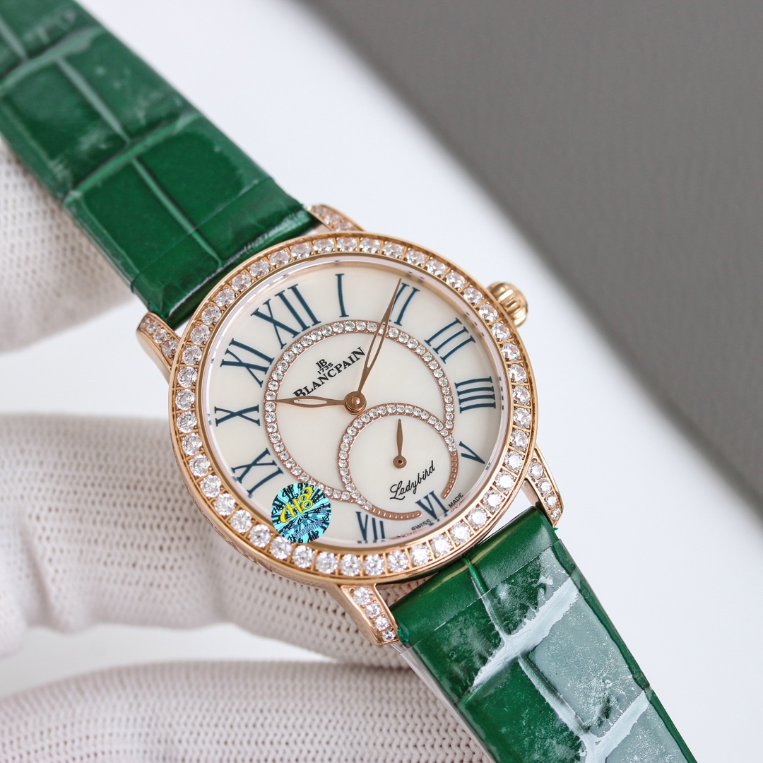 Luxury Diamond Watch Collection: White Cow, Gold Crocodile, and Superbop Design - 图片 5