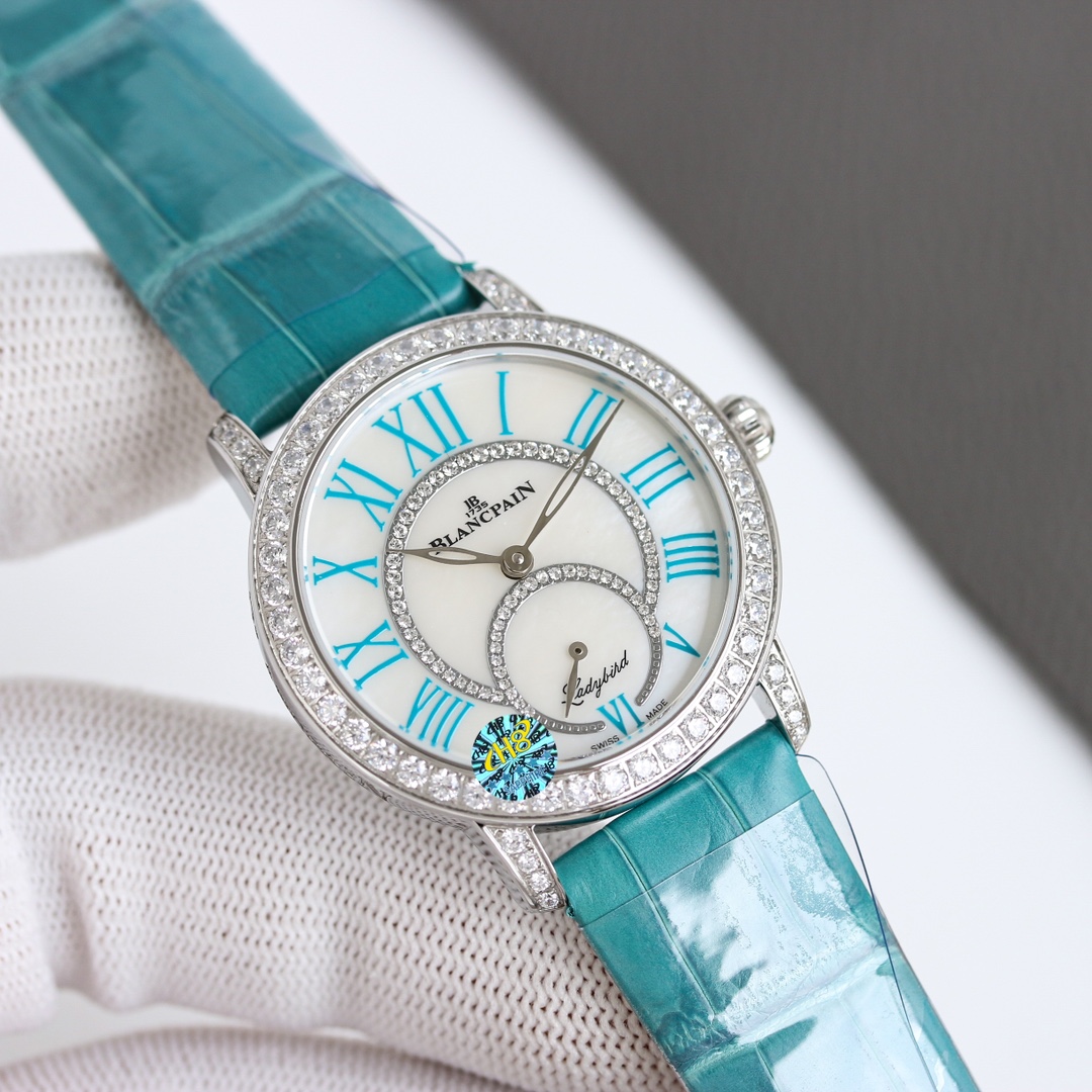 Luxury Diamond Watches: Exquisite Designs with Precious Metals and Gemstones