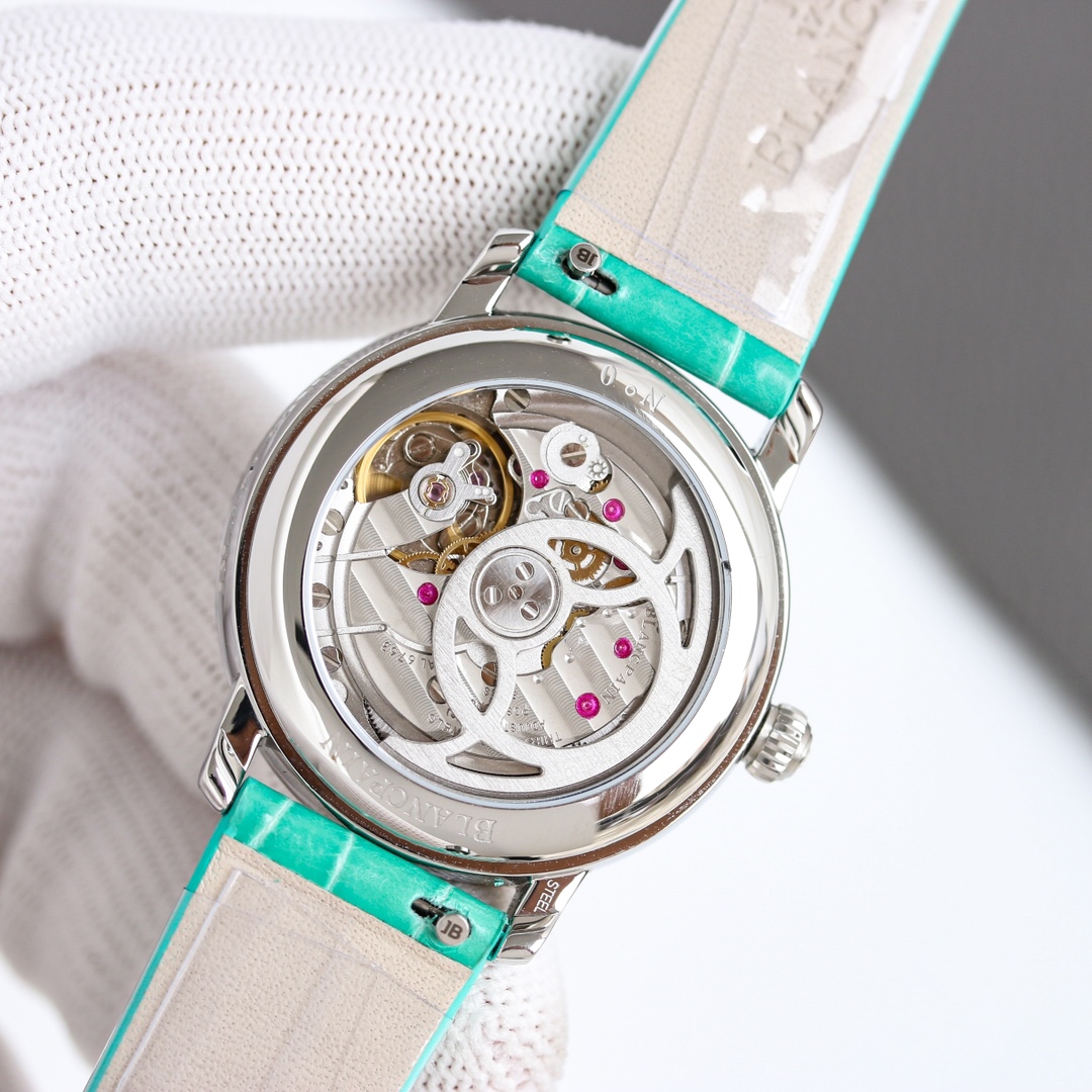Luxury Diamond Watches: Exquisite Designs with Precious Metals and Gemstones - 图片 8