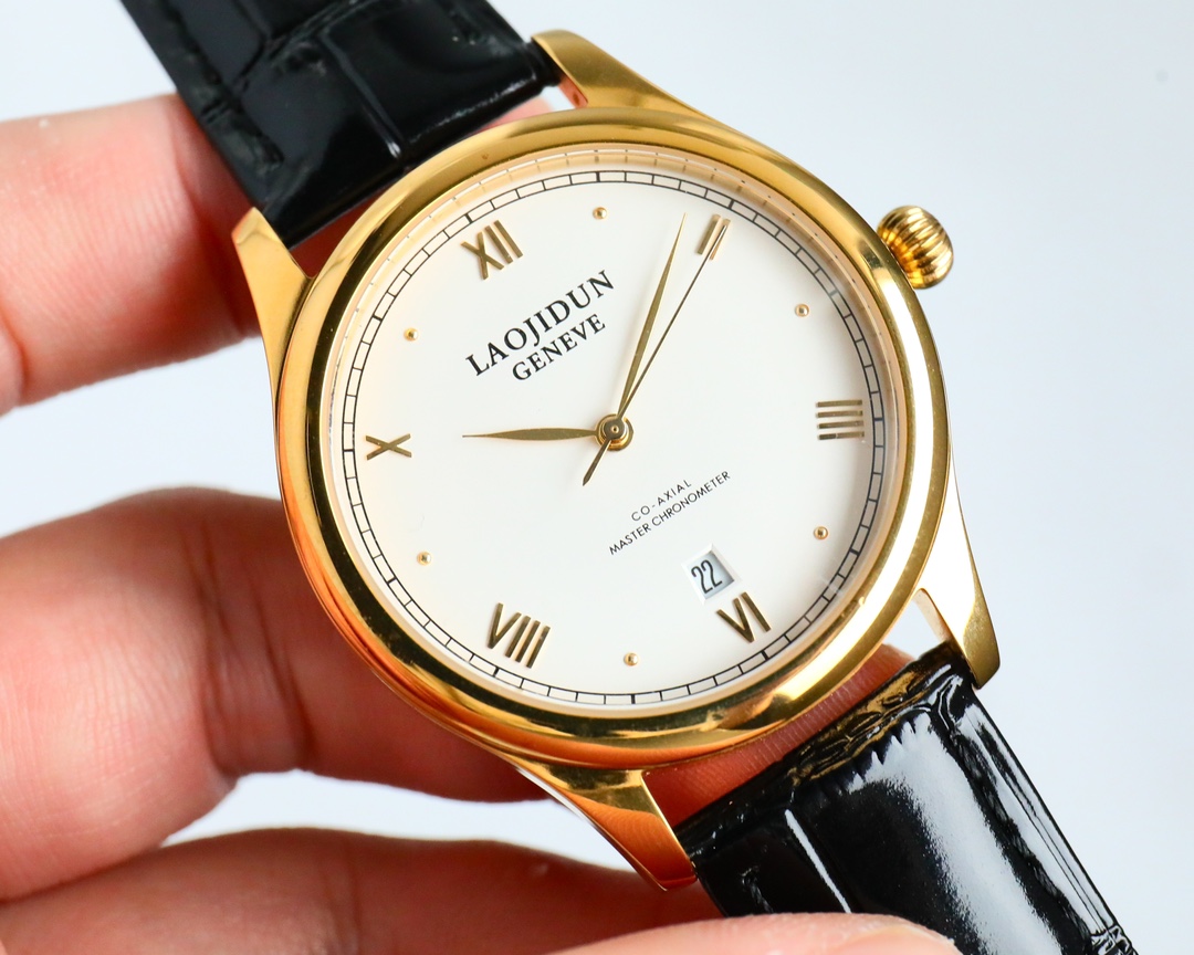 NO:389192,Unified price, the latest popular products, Laughtton [LAOJIDUN] men's watch XT4 adopts a unique dial design, and the more upscale and luxurious Laughtton is matched with. When you first meet Laughtton, you will be looking forward to one day to have it. If you wear Laughtton, you will be smooth sailing and will be developed. You deserve it. Welcome to comment!  !  The movement is matched with the new imported 8215 Citizen (zero rework) Size 40 Mirror sapphire glass never scratched Material 316L stainless steel case Power reserve 48 hours Waterproof depth meters Italian calf belt, original pin buckle!  The best luxury recommendation for gifts, please be sure of exclusive quality, cowhide19860909统一价 最新爆款主推 劳茄顿【LAOJIDUN】男士腕表 XT4 采用独特的表盘设计 搭配而来的是更高档奢华的劳茄顿, 初识劳茄顿必憧憬有朝一日能拥有它,戴上劳茄顿必顺风顺水必发达,你值得拥有,欢迎评鉴！！ 机芯搭配全新进口8215西铁城（零返修） 尺寸40 镜面蓝宝石玻璃永不刮花 材质316L精钢表壳 动力储存48小时 防水深度米 意大利小牛皮带,原装针扣！送礼最佳奢华推荐请认准独家品质,,cowhide,Watch