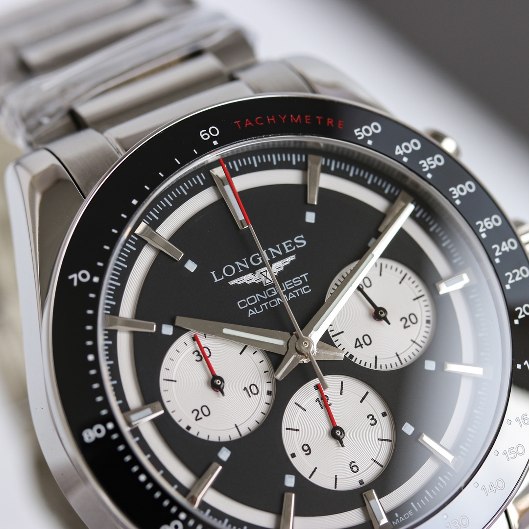 Longines Conquest Chronograph L3.835.4.52.6 stainless steel case and bracelet, black bezel, black dial, silver subdials 42mm Men's Automatic