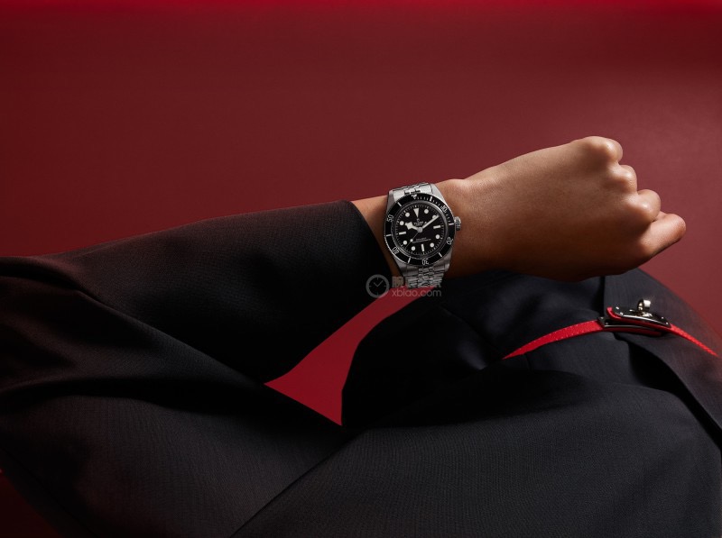 Tudor Black Bay 41 M7941A1A0NU-0003 Steel case, black bezel, black dial, steel bracelet 41mm Men's Automatic