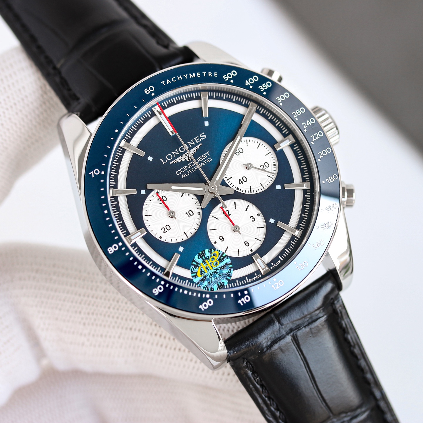 NO:924214,Flat price [new product] Longines LONGINES-Longines Concas Yuedong has become a highly respected boutique timepiece with its unique design, practical functions and comfortable wearing experience. 1 Literally, it is a unique 'panda eye', which mainly has a variety of classic matching colors of 'black and white', 'deep sea blue', 'mountain green' and 'champagne gold' and a three-eye counter with a black fashionable ceramic ring. 2 It has become a fashionable and retro multi-function chronograph watch  7750 is modified from the original L398.5 self-winding movement. 3 The dial diameter is 42mm, and the waterproof depth is 100m. It can be easily handled with daily water. Whether it is paired with casual wear or formal wear, it can show the wearer's unique taste and personality charm, and the overall feel is full of high-end. 4 Same style as Peng Yuyan Yu Wenle!  ,,longines19860909统一价【新品】浪琴 LONGINES-浪琴康卡斯悦动凭借其独特的设计,实用的功能和舒适的佩戴体验,成为了一款备受推崇的精品时计. 1字面是独特的“熊猫眼”主要有“黑白”“深海蓝”“远山绿”“香槟金”的多款经典搭配款色和三眼计时盘还加上黑色时尚陶瓷圈. 2成为时尚又复古的多功能计时机腕表 7750改原装L398.5自动上弦机芯. 3 表盘直径42mm,防水深度100m日常用水轻松解决,无论是搭配休闲装还是正装,都能展现出佩戴者独特的品味和个性魅力,整体上手高级感满满. 4彭于晏余文乐同款！,,longines,Watch