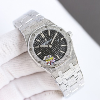 Audemars Piguet Royal Oak Quartz 67653BC.GG.1263BC.01 detail 5