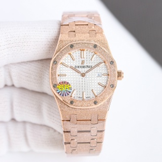 Audemars Piguet Royal Oak 67653OR.GG.1263OR.01 detail 3