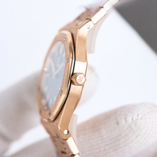 Audemars Piguet Royal Oak 67653OR.GG.1263OR.01 detail 7